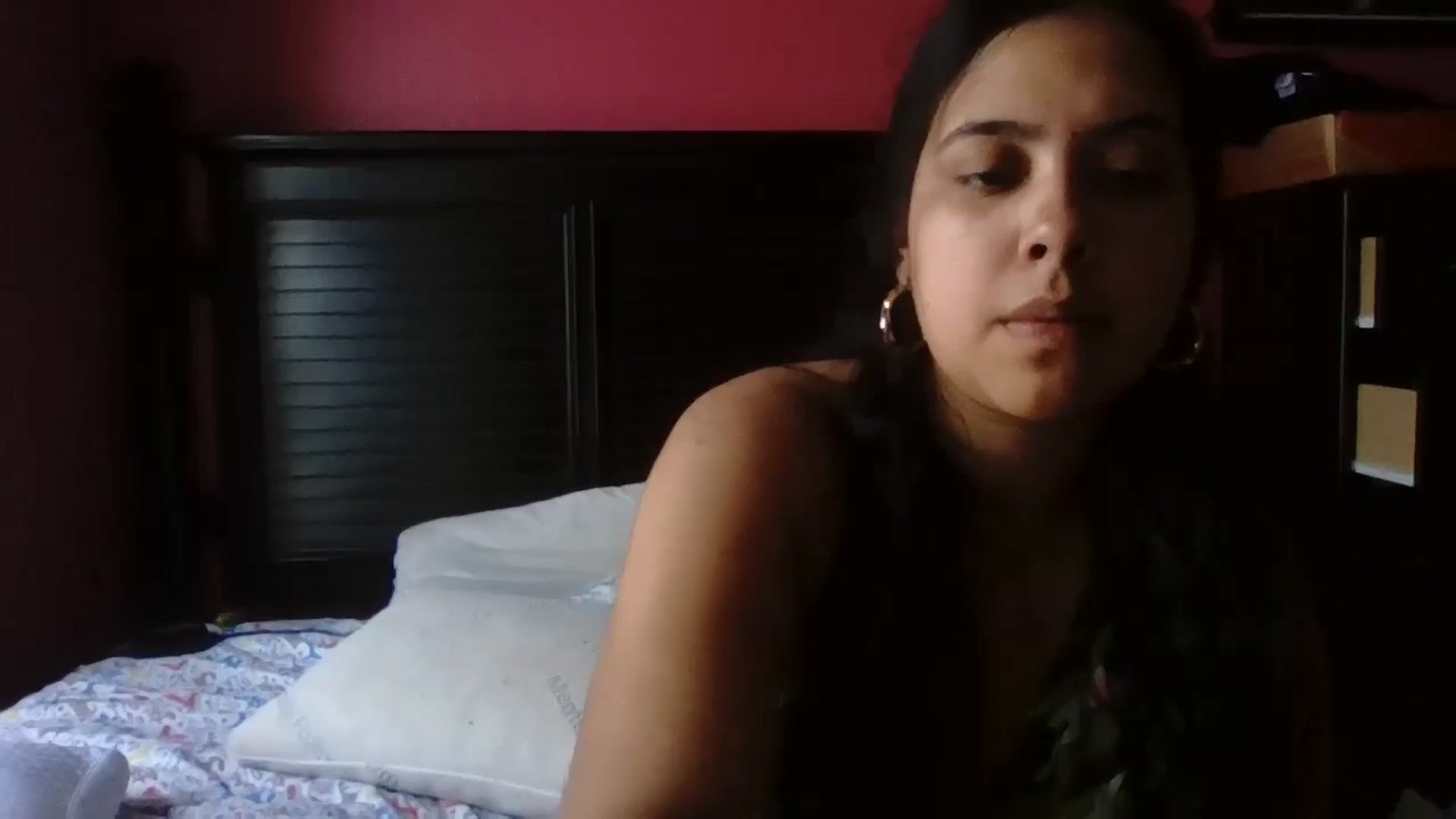 Gallery image thumbnail from HoneyLips008's myfreecams stream on, 07/26/2024, 18:32 image 7 of 20