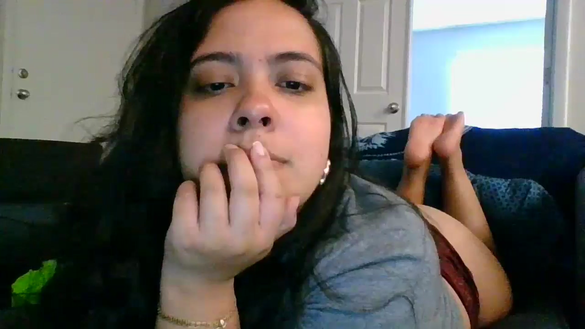 Gallery image thumbnail from HoneyLips008's myfreecams stream on, 07/28/2024, 15:36 image 1 of 20