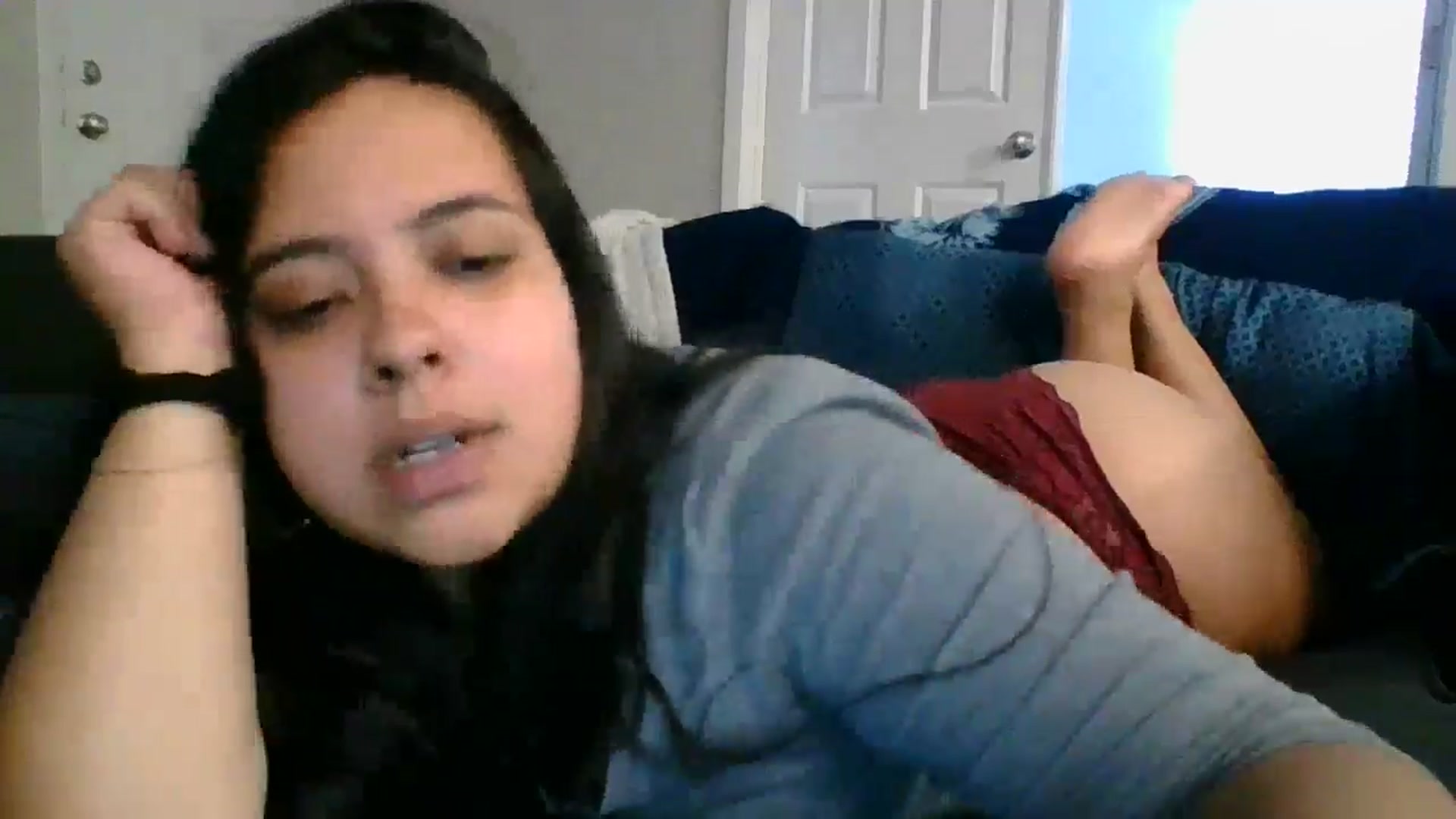Gallery image thumbnail from HoneyLips008's myfreecams stream on, 07/28/2024, 15:36 image 12 of 20