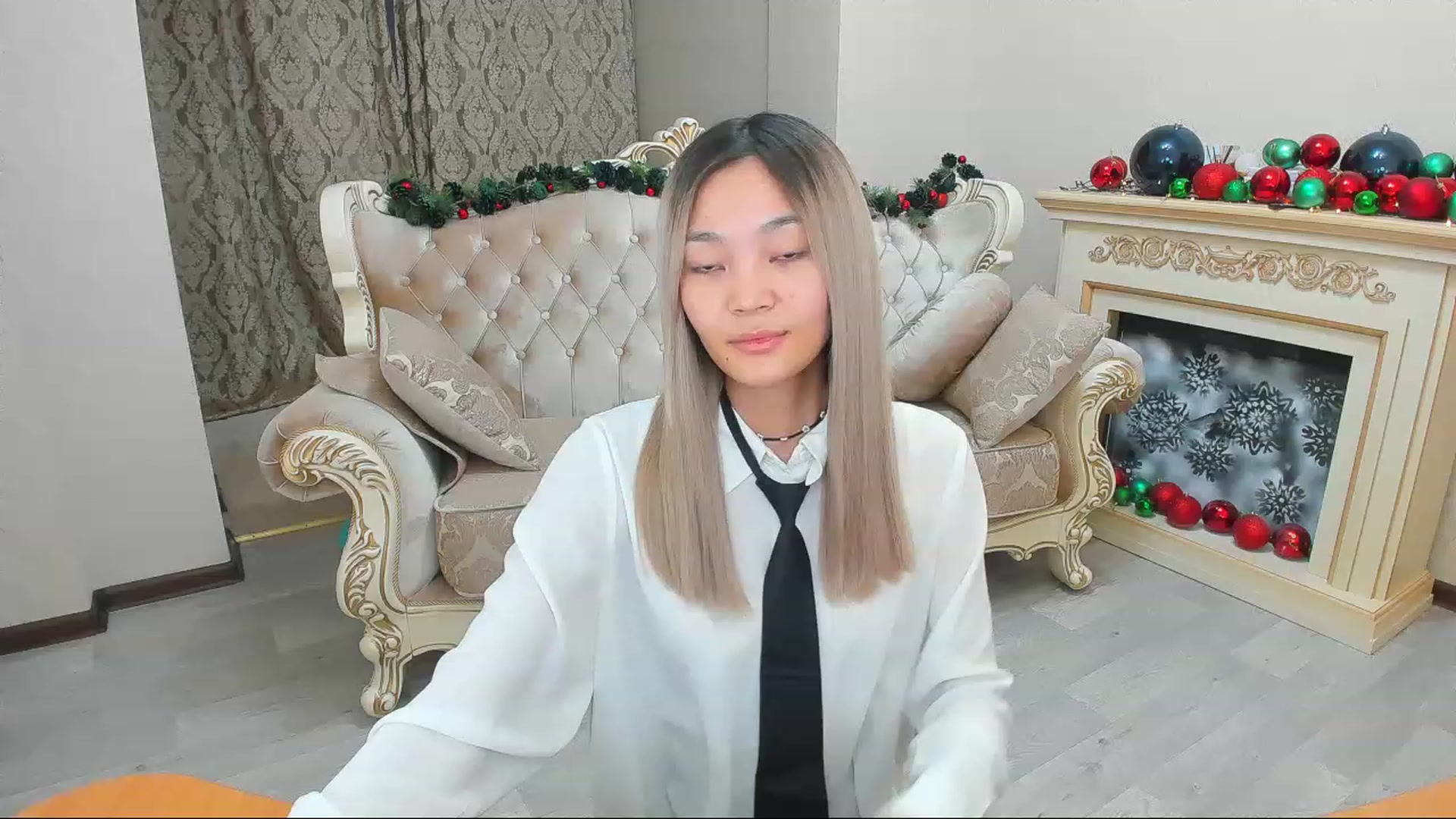 Gallery image thumbnail from HoneyLook's myfreecams stream on, 12/29/2022, 12:46 image 1 of 20