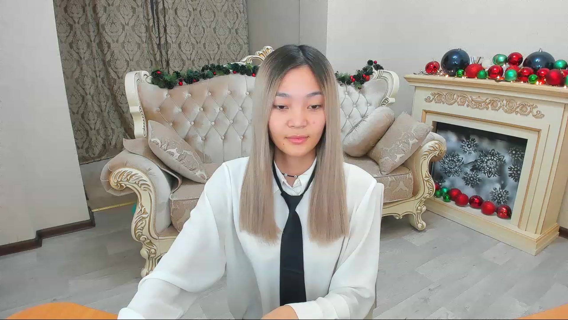 Gallery image thumbnail from HoneyLook's myfreecams stream on, 12/29/2022, 12:46 image 5 of 20