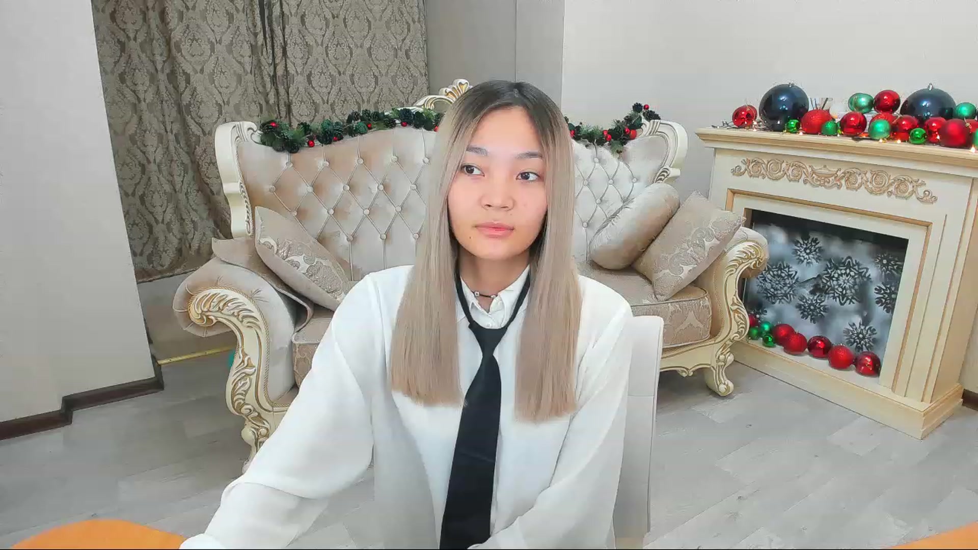 Gallery image thumbnail from HoneyLook's myfreecams stream on, 12/29/2022, 12:46 image 18 of 20