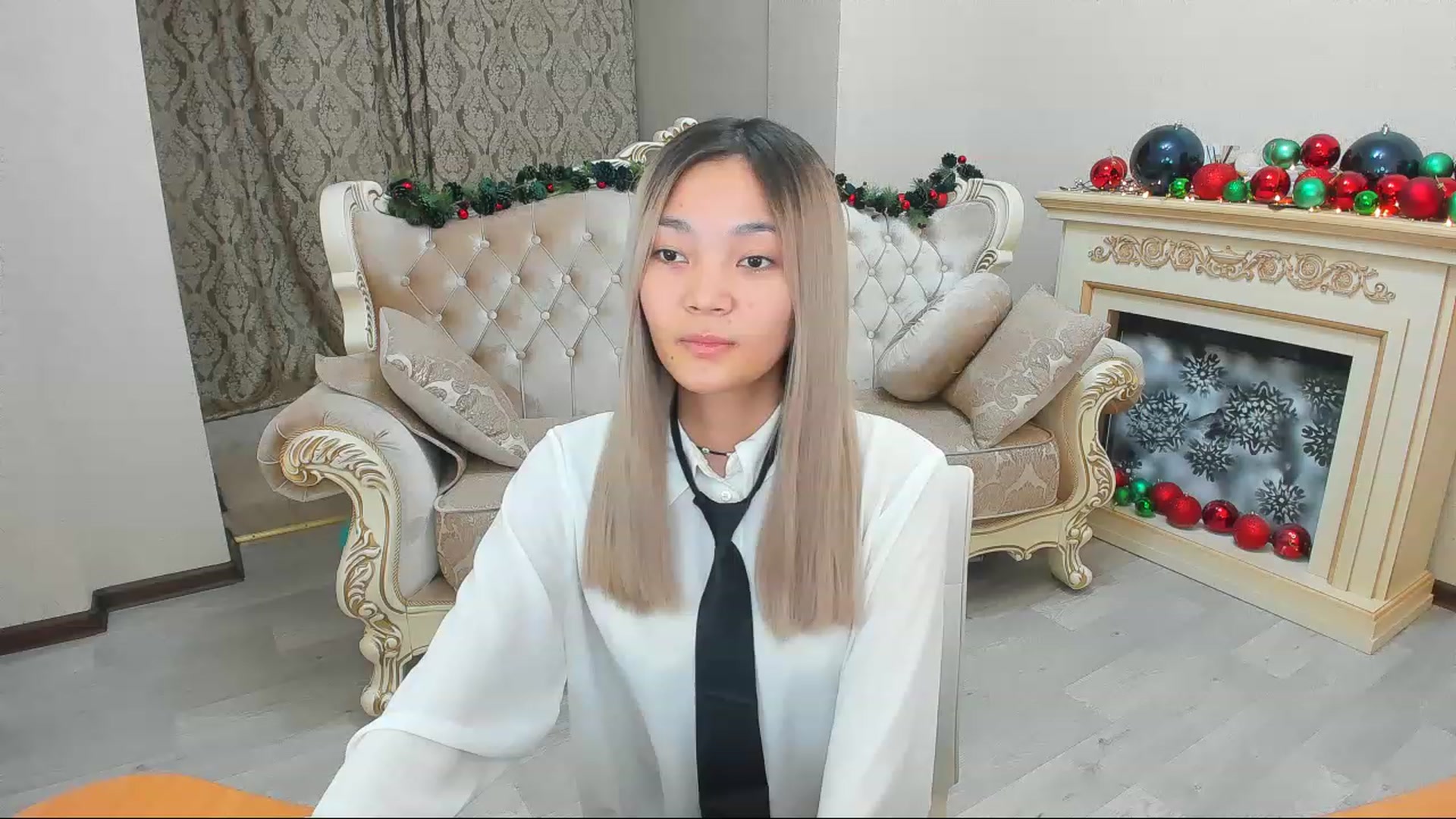 Gallery image thumbnail from HoneyLook's myfreecams stream on, 12/29/2022, 12:46 image 19 of 20