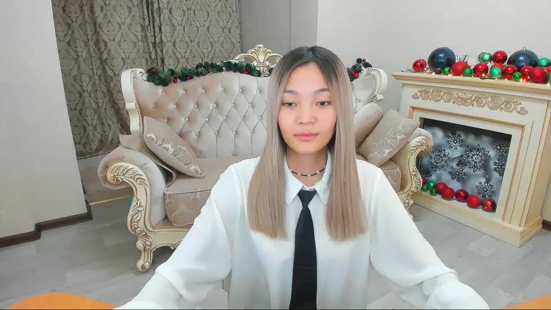 Gallery image thumbnail from HoneyLook's myfreecams stream on, 12/29/2022, 13:28 image 12 of 20