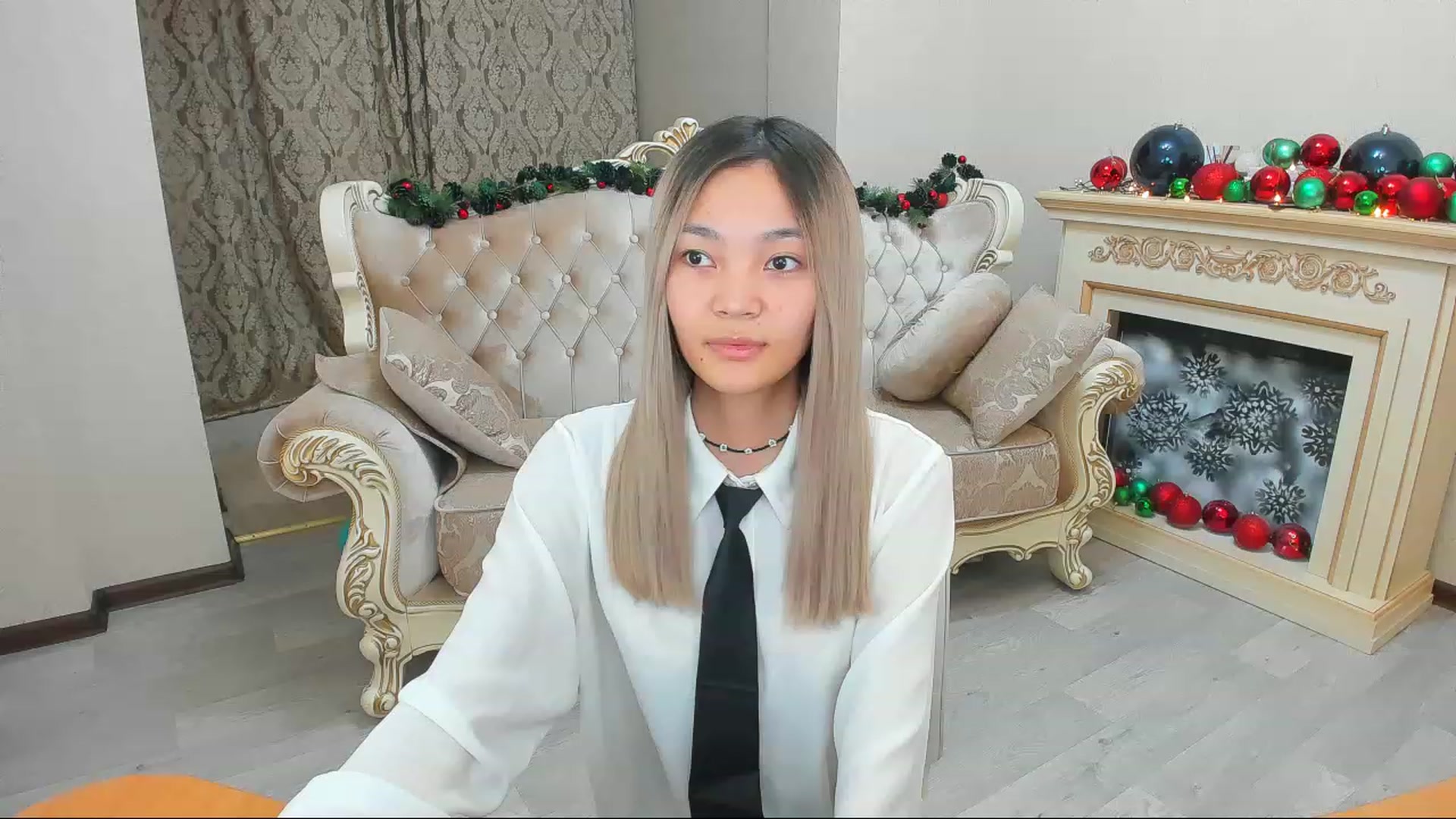 Gallery image thumbnail from HoneyLook's myfreecams stream on, 12/29/2022, 13:28 image 1 of 20