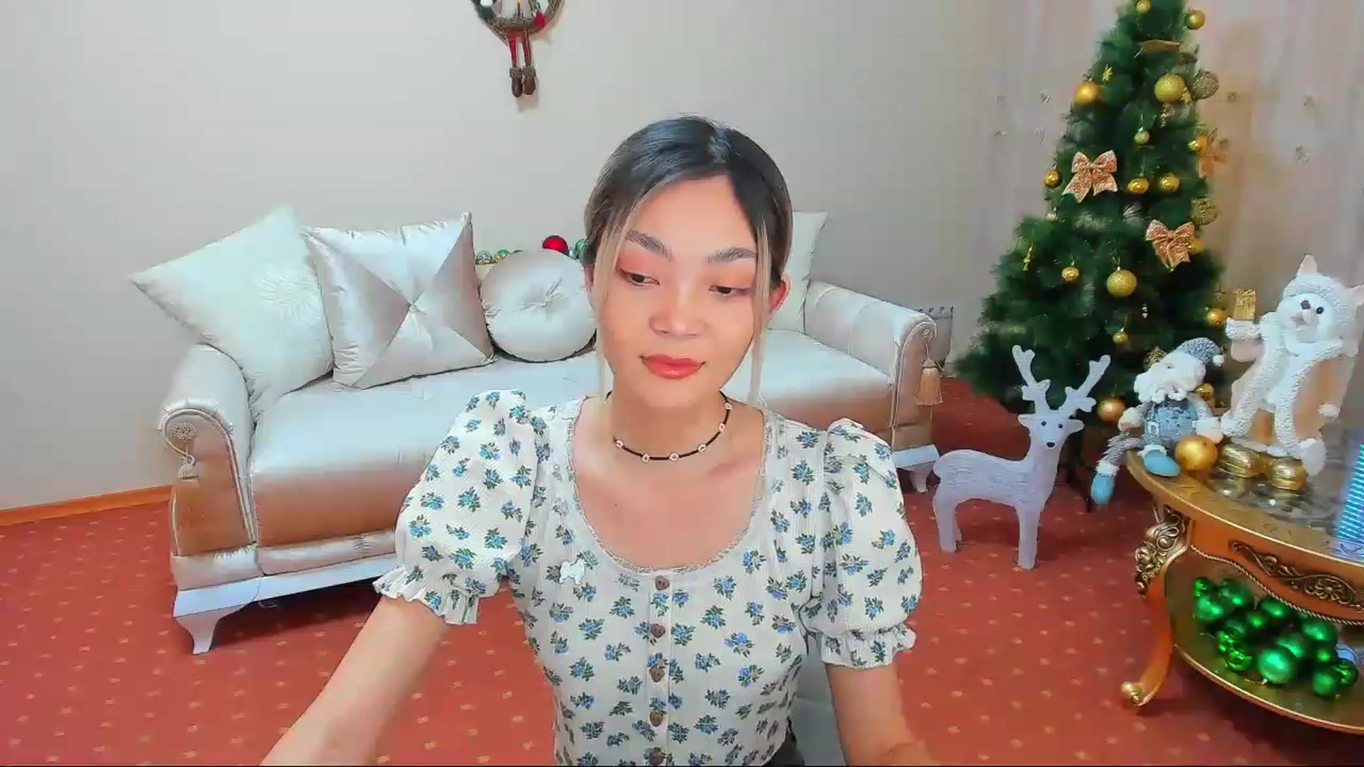 Gallery image thumbnail from HoneyLook's myfreecams stream on, 01/18/2023, 11:16 image 8 of 20