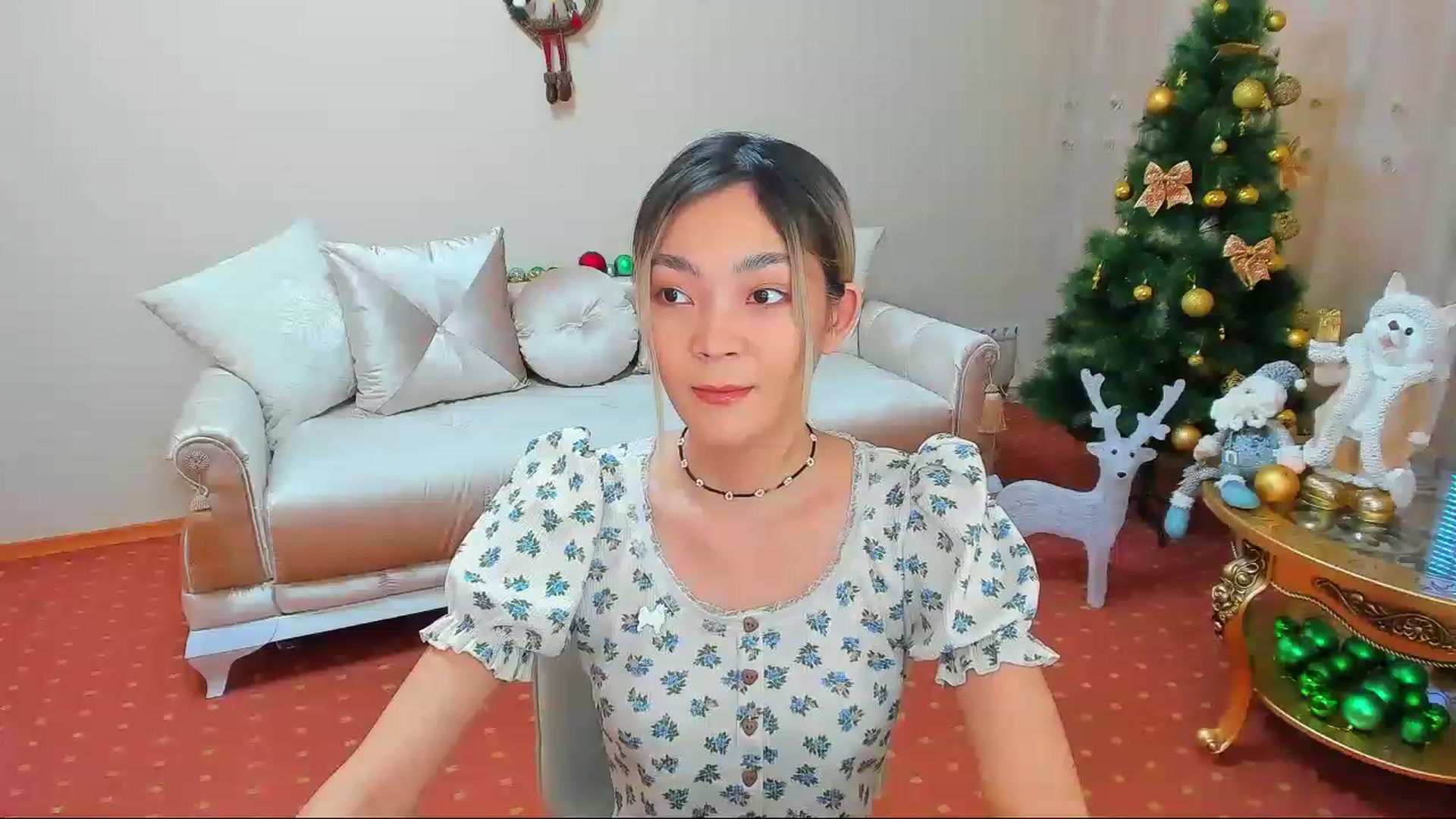 Gallery image thumbnail from HoneyLook's myfreecams stream on, 01/18/2023, 11:16 image 19 of 20