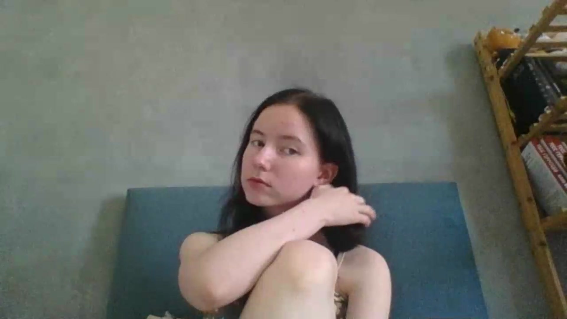 Gallery image thumbnail from HoneyLuxe's myfreecams stream on, 08/10/2026, 12:05 image 4 of 20