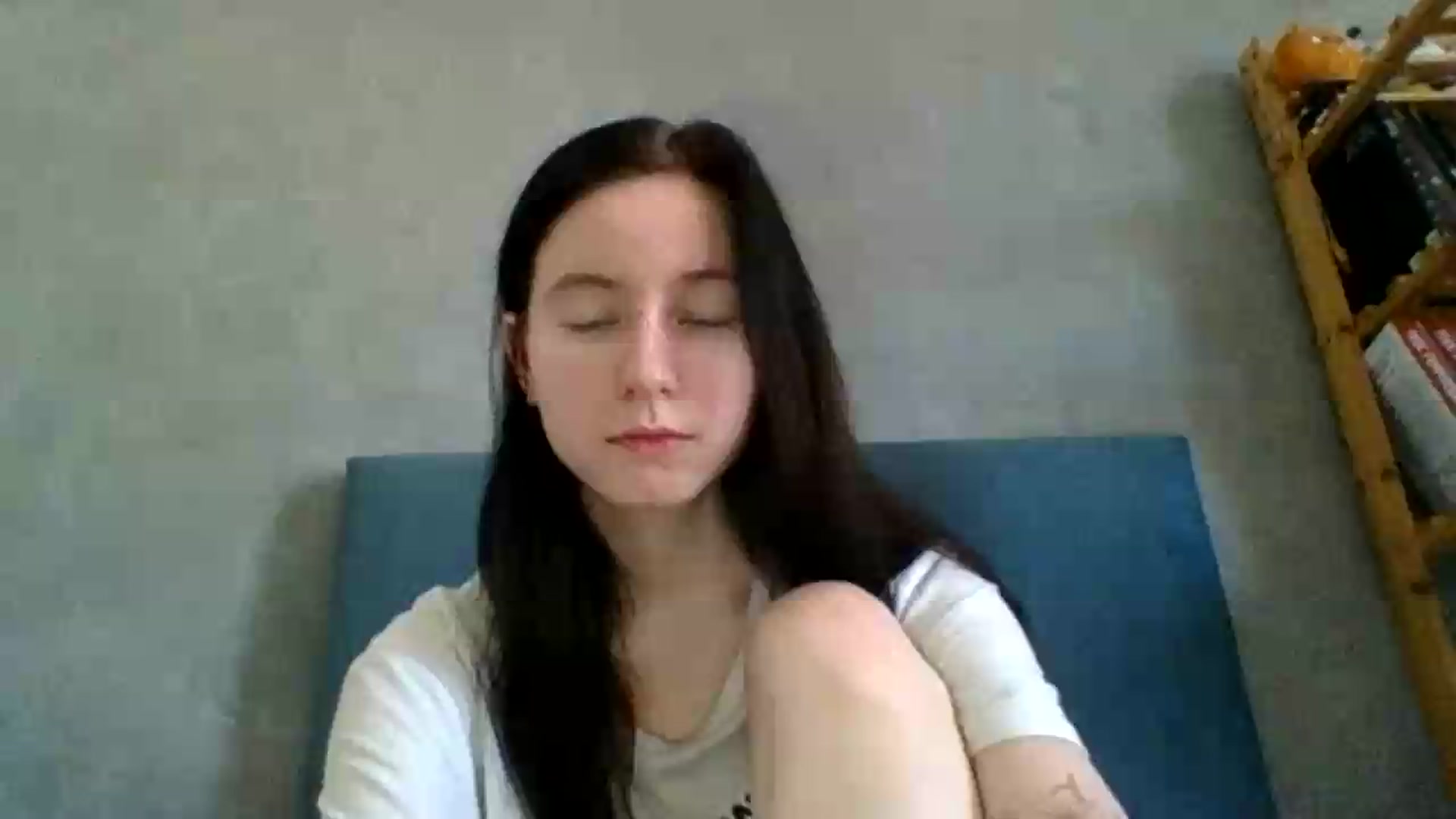 Gallery image thumbnail from HoneyLuxe's myfreecams stream on, 08/15/2026, 10:31 image 4 of 20