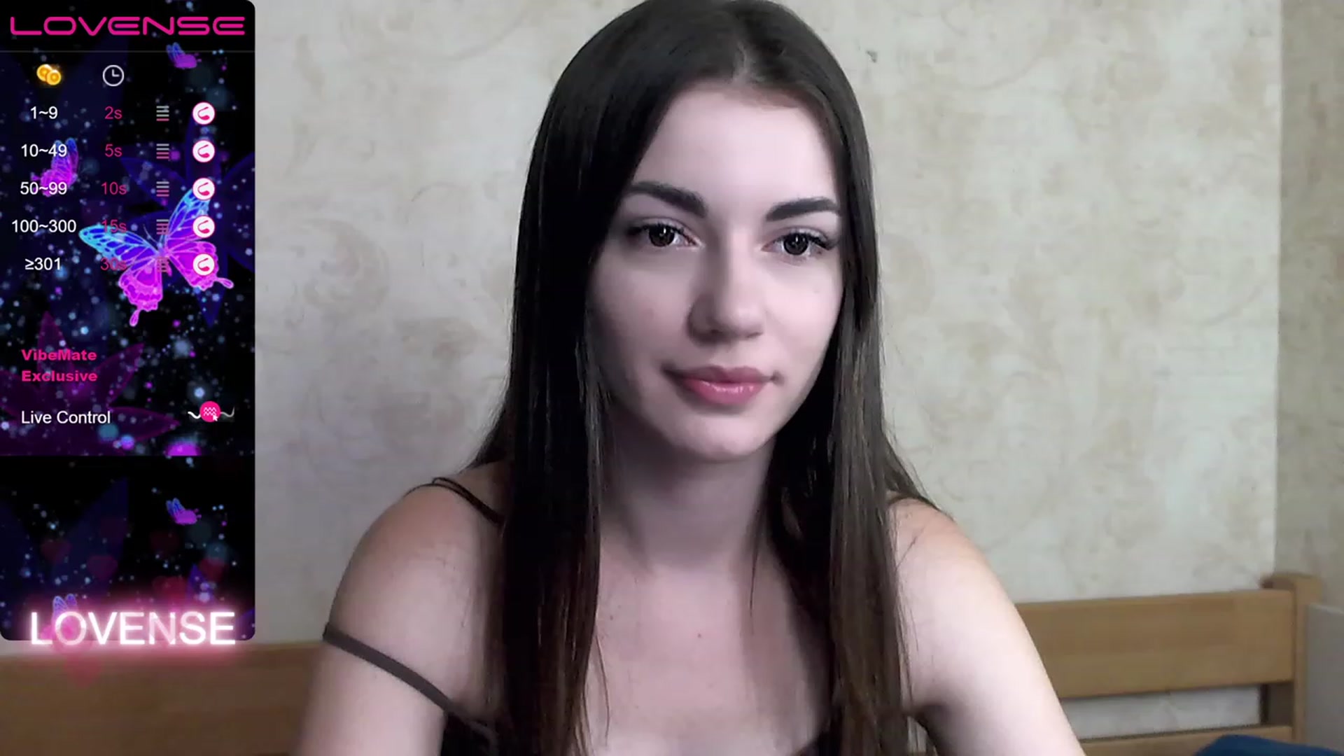 Gallery image thumbnail from HoneyMargaret's myfreecams stream on, 07/21/2023, 01:47 image 16 of 20