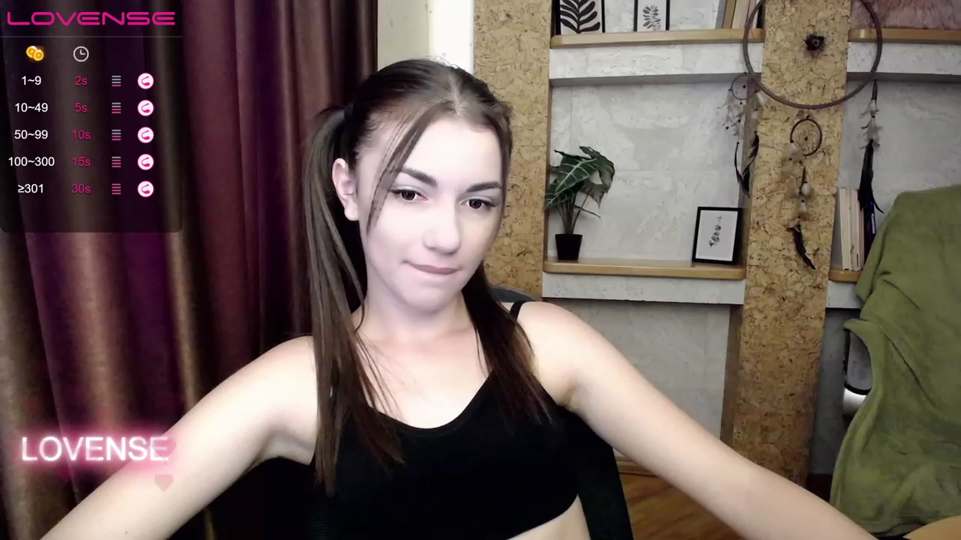 Gallery image thumbnail from HoneyMargaret's myfreecams stream on, 07/23/2023, 15:08 image 3 of 20