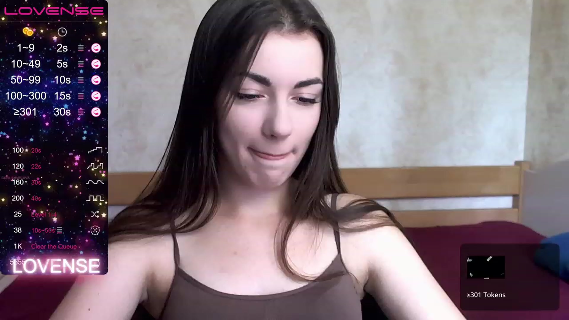 Gallery image thumbnail from HoneyMargaret's myfreecams stream on, 07/25/2023, 14:42 image 12 of 20