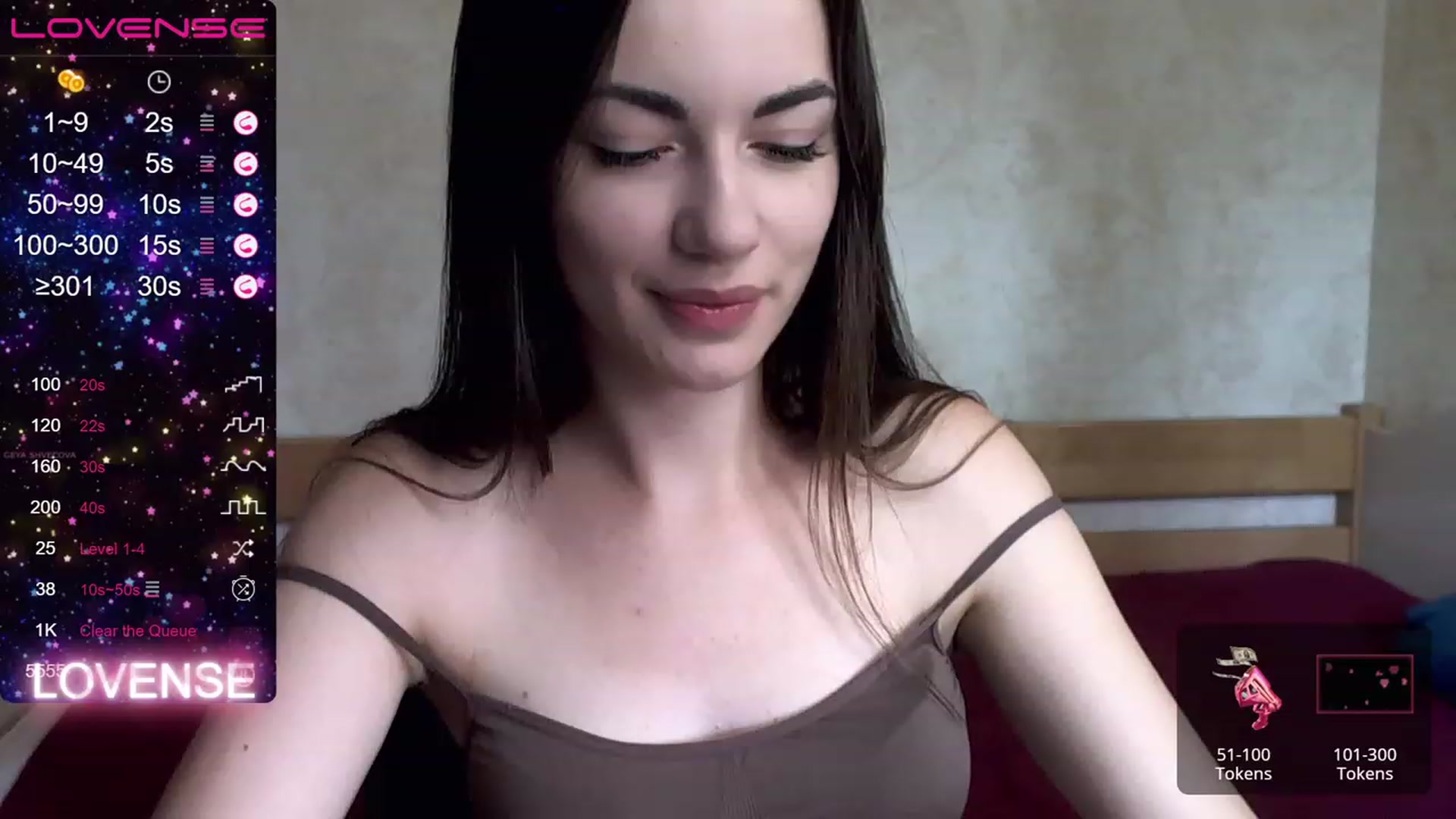 Gallery image thumbnail from HoneyMargaret's myfreecams stream on, 07/25/2023, 18:03 image 2 of 20
