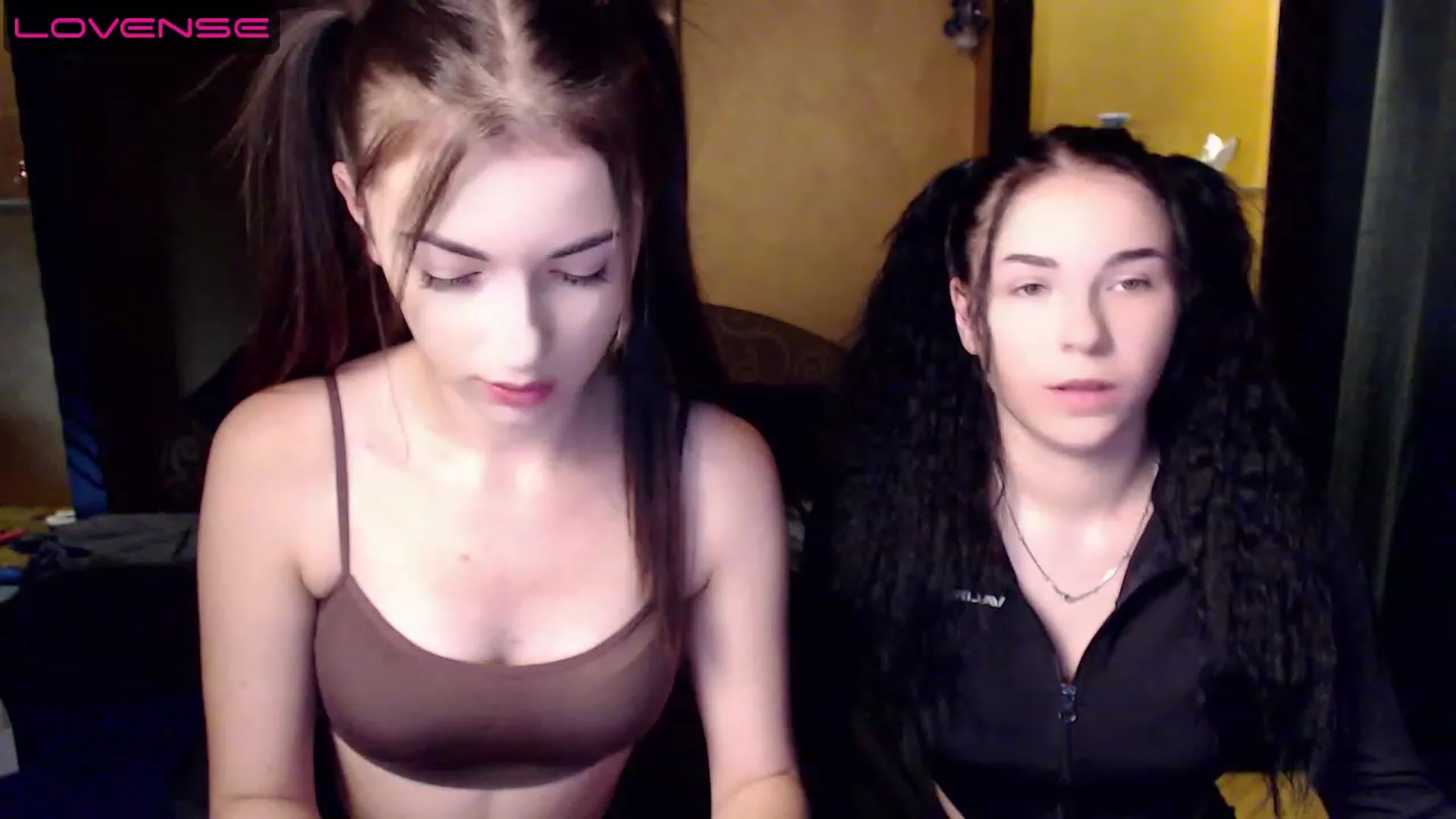 Gallery image thumbnail from HoneyMargaret's myfreecams stream on, 07/28/2023, 18:56 image 9 of 20