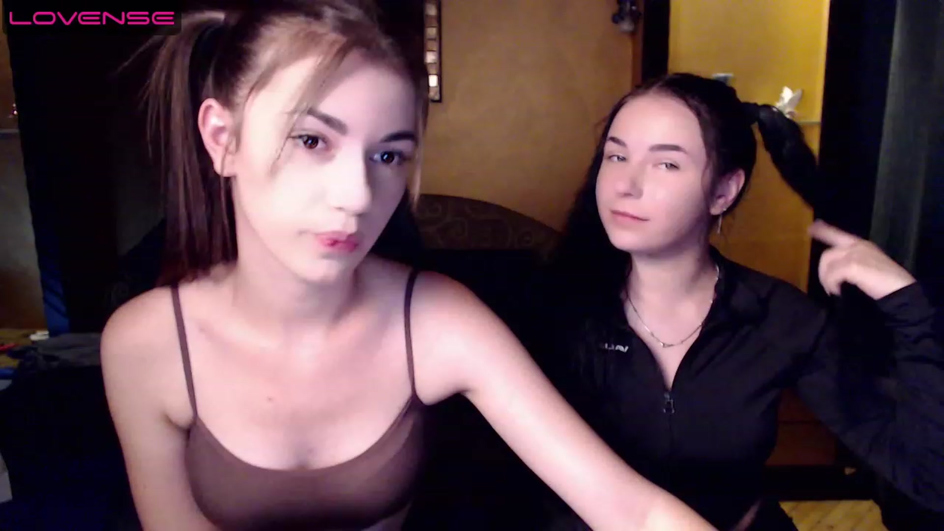 Gallery image thumbnail from HoneyMargaret's myfreecams stream on, 07/28/2023, 18:56 image 6 of 20