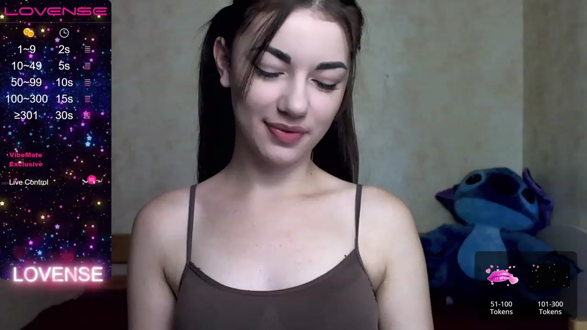 Gallery image thumbnail from HoneyMargaret's myfreecams stream on, 08/09/2023, 13:25 image 7 of 20