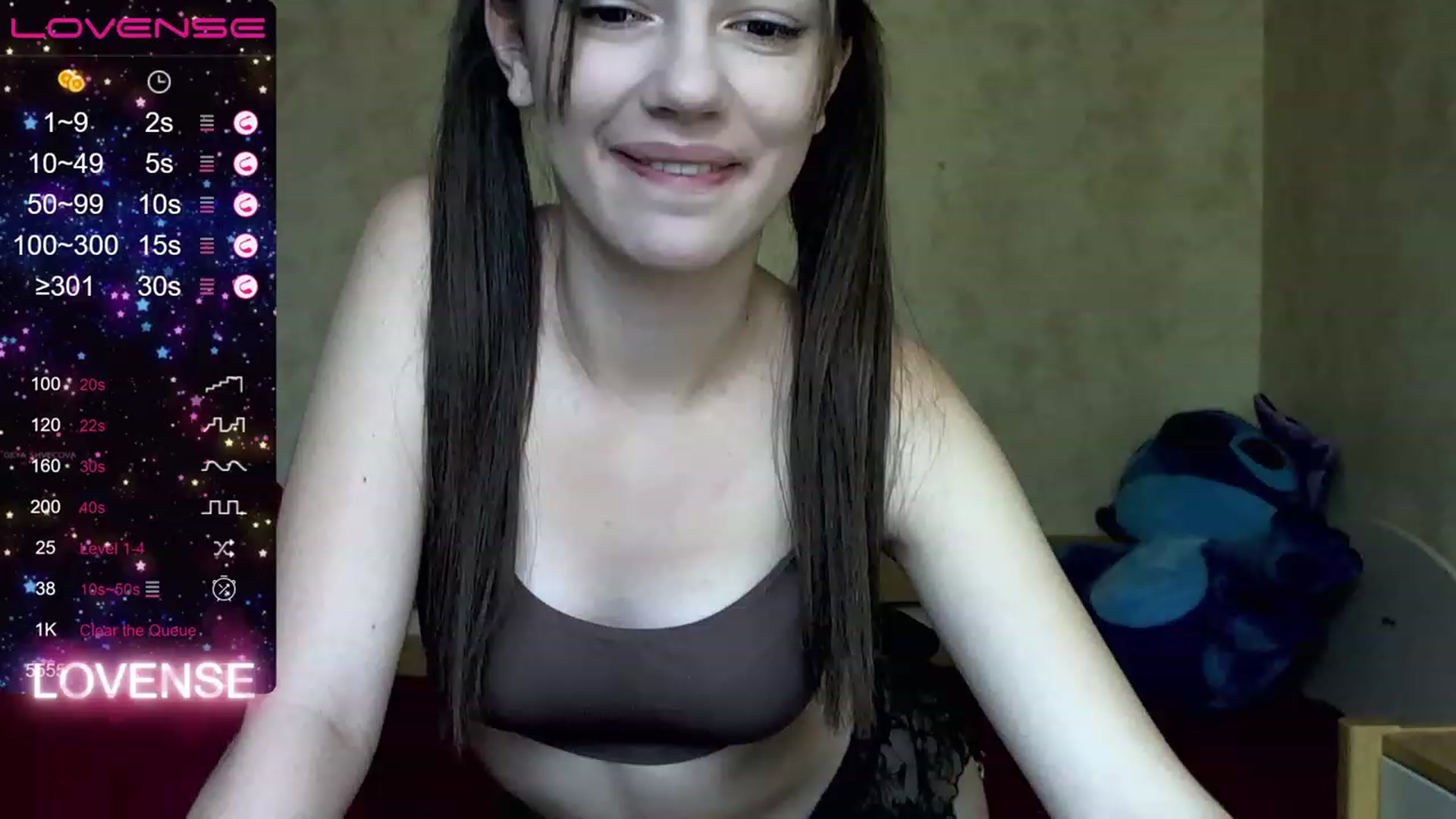Gallery image thumbnail from HoneyMargaret's myfreecams stream on, 08/09/2023, 15:10 image 8 of 20