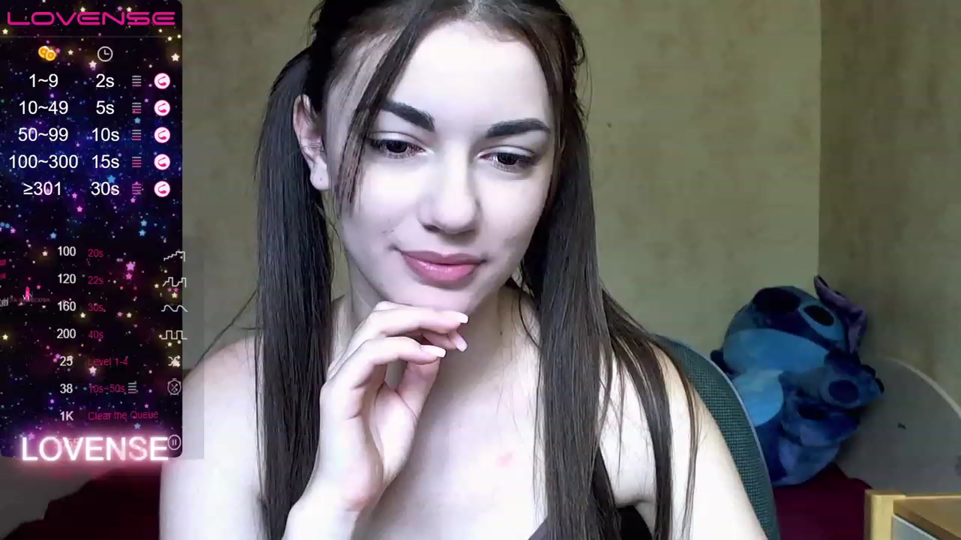 Gallery image thumbnail from HoneyMargaret's myfreecams stream on, 08/09/2023, 16:25 image 17 of 20