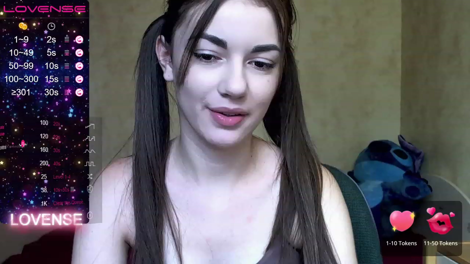 Gallery image thumbnail from HoneyMargaret's myfreecams stream on, 08/09/2023, 16:25 image 12 of 20