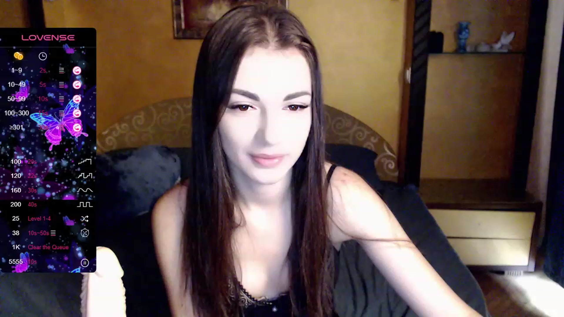 Gallery image thumbnail from HoneyMargaret's myfreecams stream on, 08/17/2023, 14:07 image 17 of 20