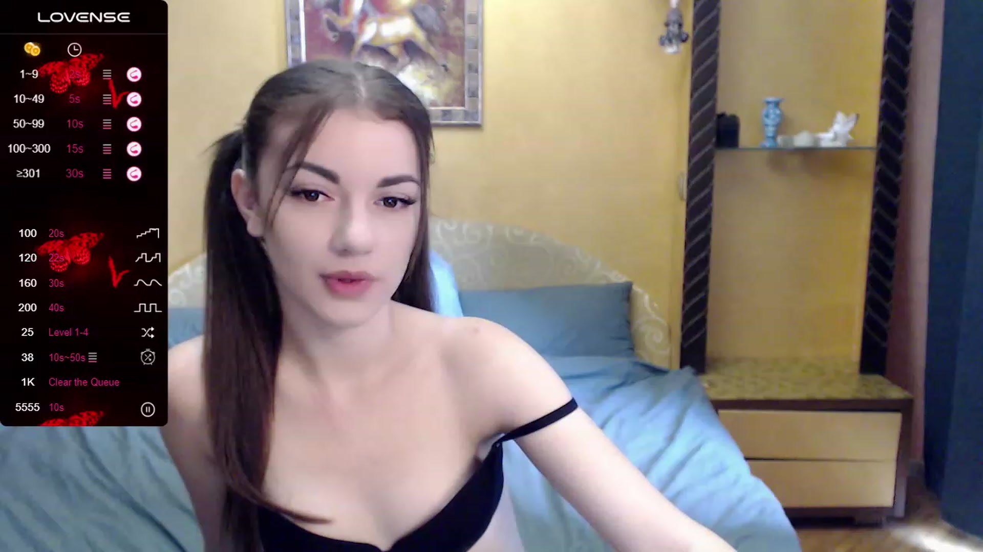 Gallery image thumbnail from HoneyMargaret's myfreecams stream on, 08/18/2023, 12:20 image 18 of 20