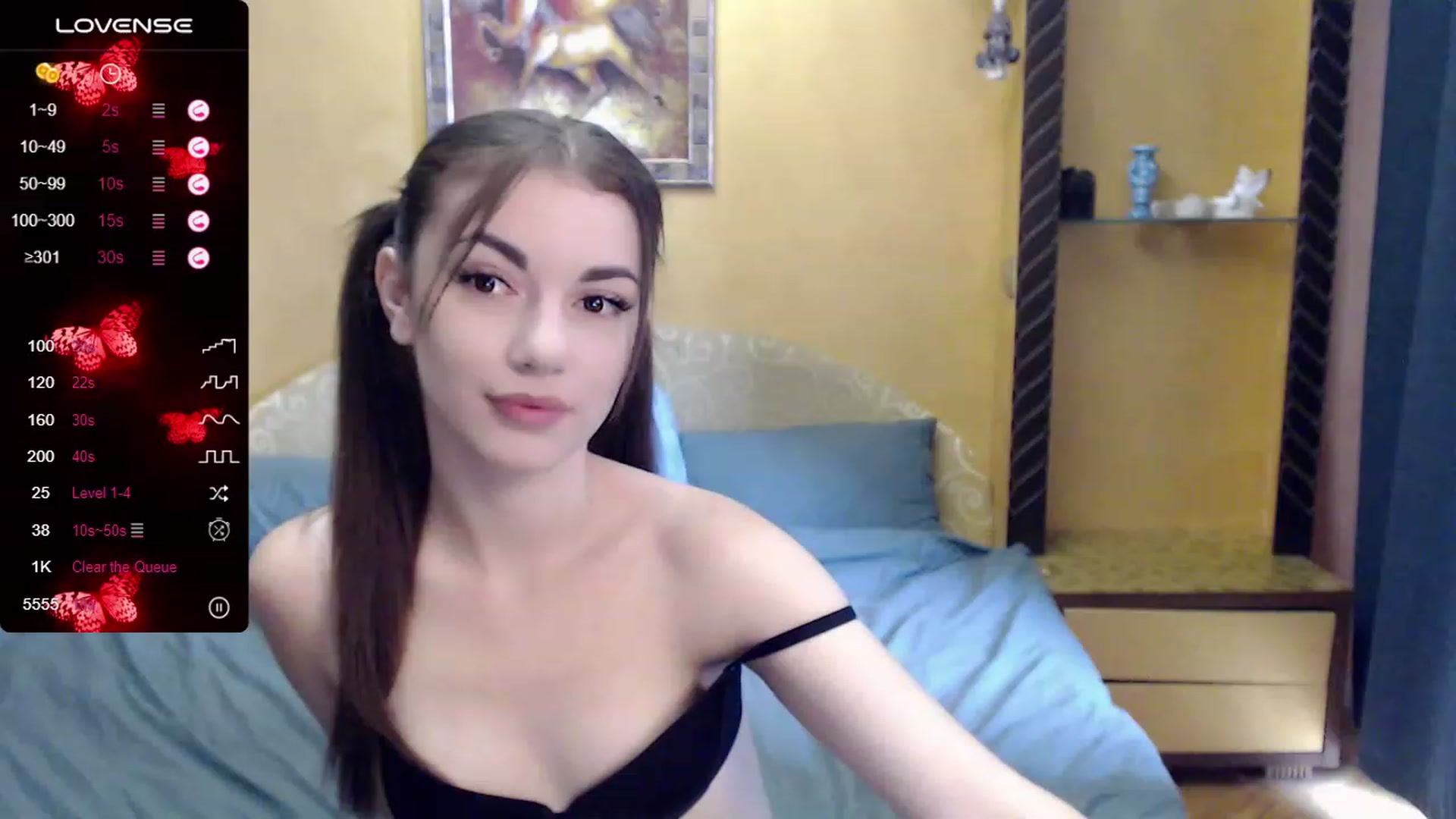 Gallery image thumbnail from HoneyMargaret's myfreecams stream on, 08/18/2023, 12:20 image 20 of 20