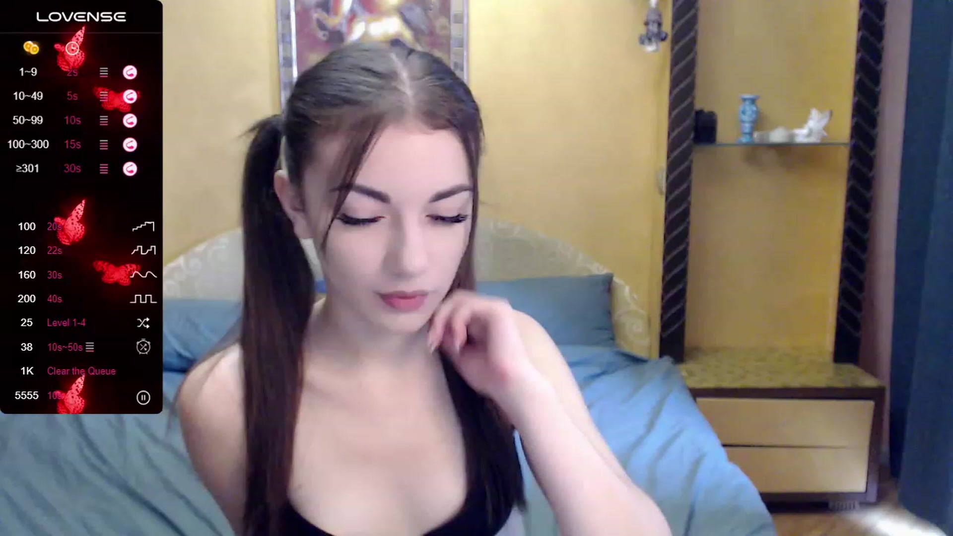 Gallery image thumbnail from HoneyMargaret's myfreecams stream on, 08/18/2023, 12:20 image 4 of 20