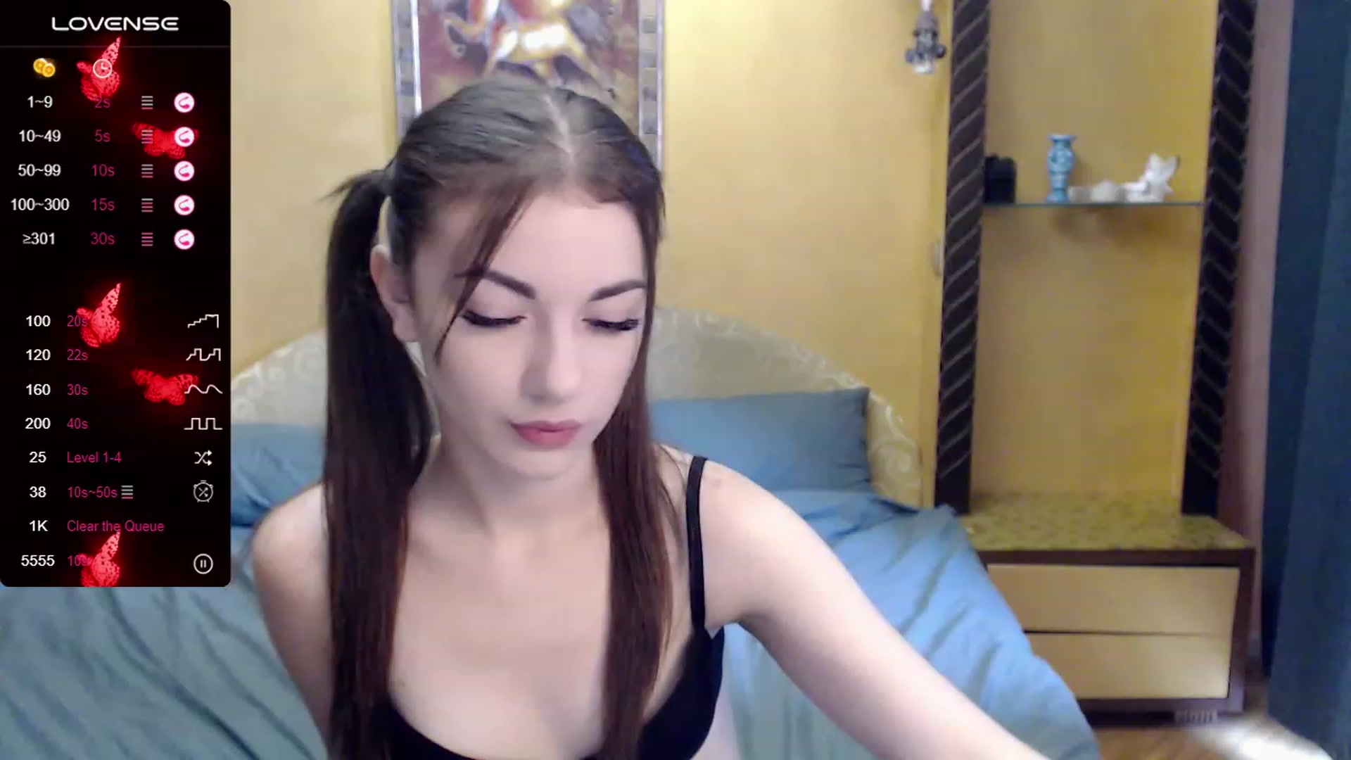 Gallery image thumbnail from HoneyMargaret's myfreecams stream on, 08/18/2023, 12:20 image 10 of 20
