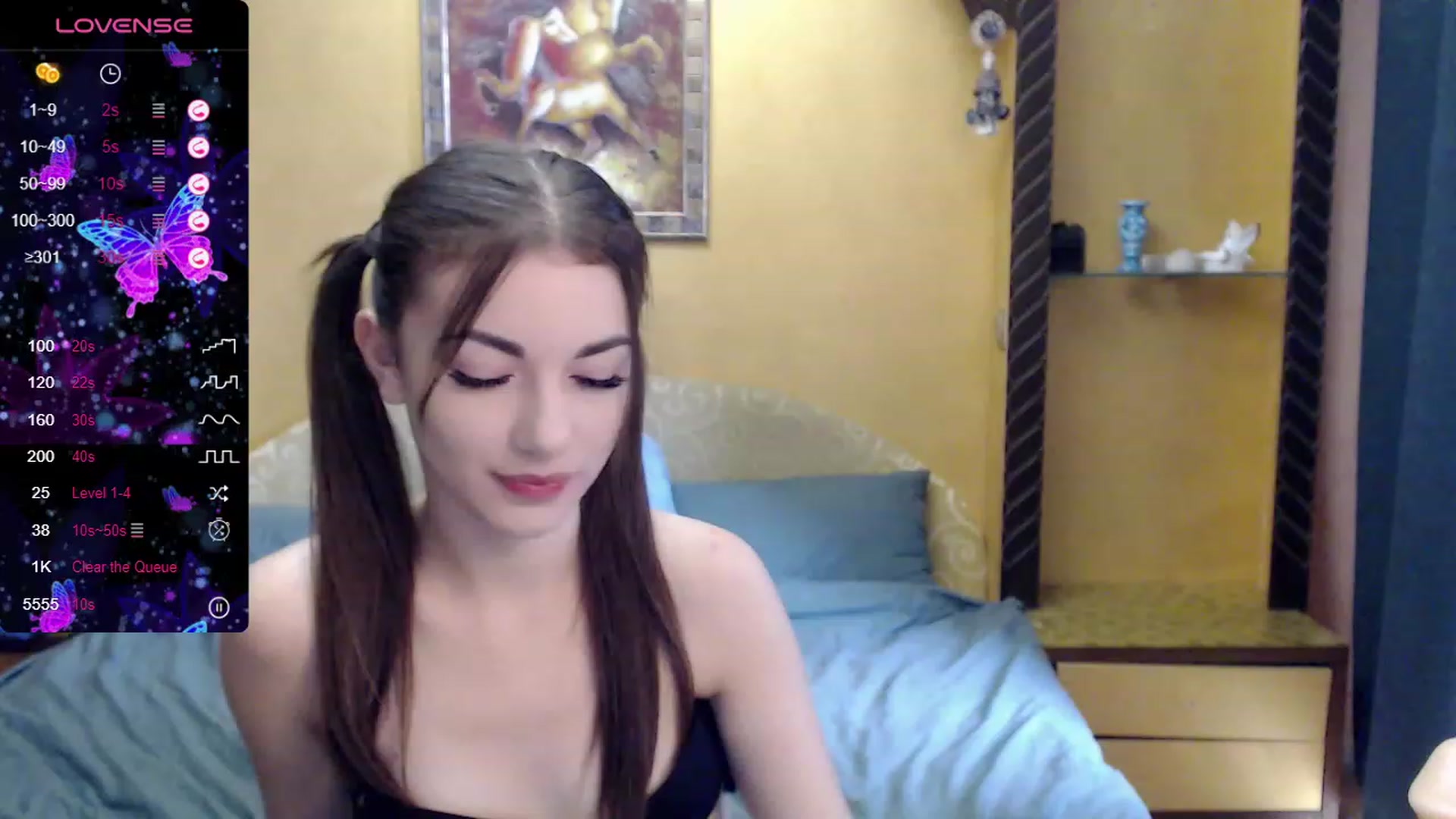 Gallery image thumbnail from HoneyMargaret's myfreecams stream on, 08/18/2023, 13:56 image 6 of 20