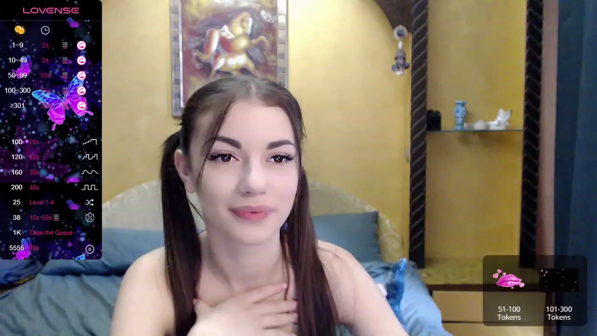 Gallery image thumbnail from HoneyMargaret's myfreecams stream on, 08/18/2023, 13:56 image 19 of 20