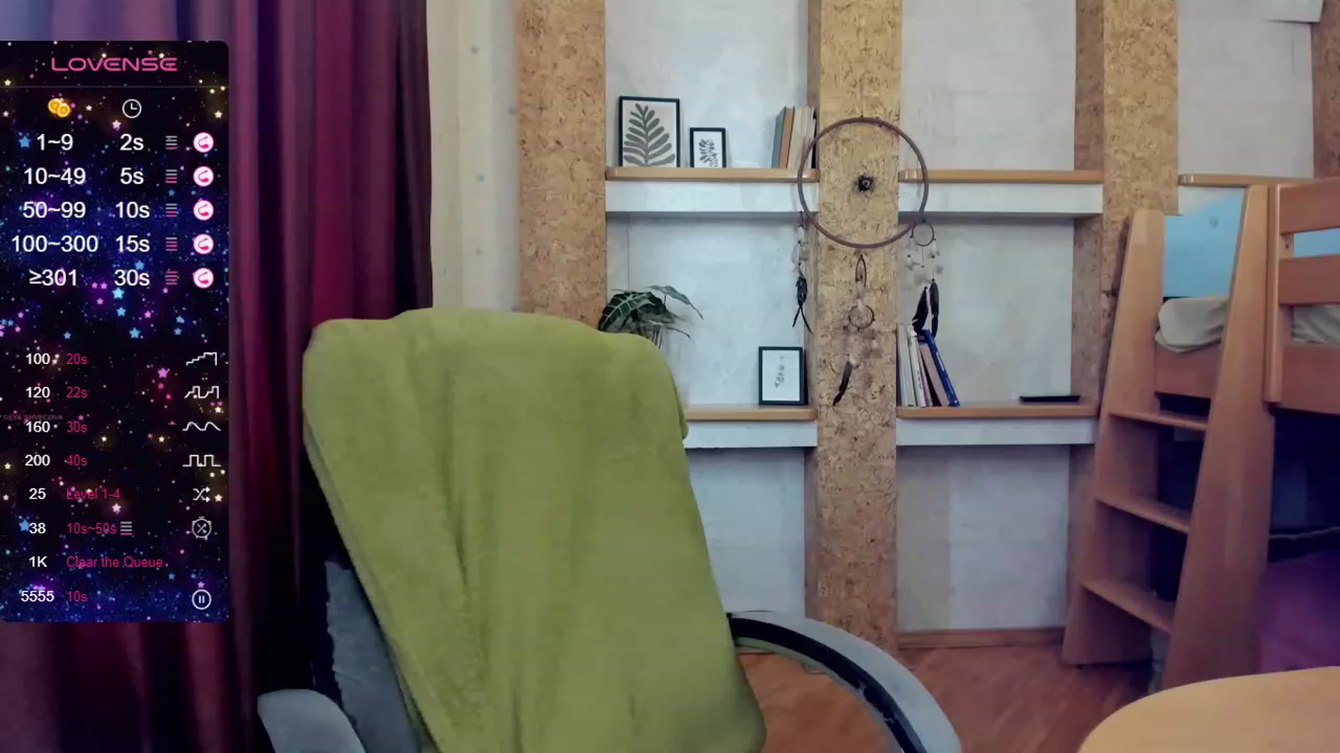 Gallery image thumbnail from HoneyMargaret's myfreecams stream on, 09/03/2023, 11:34 image 7 of 20