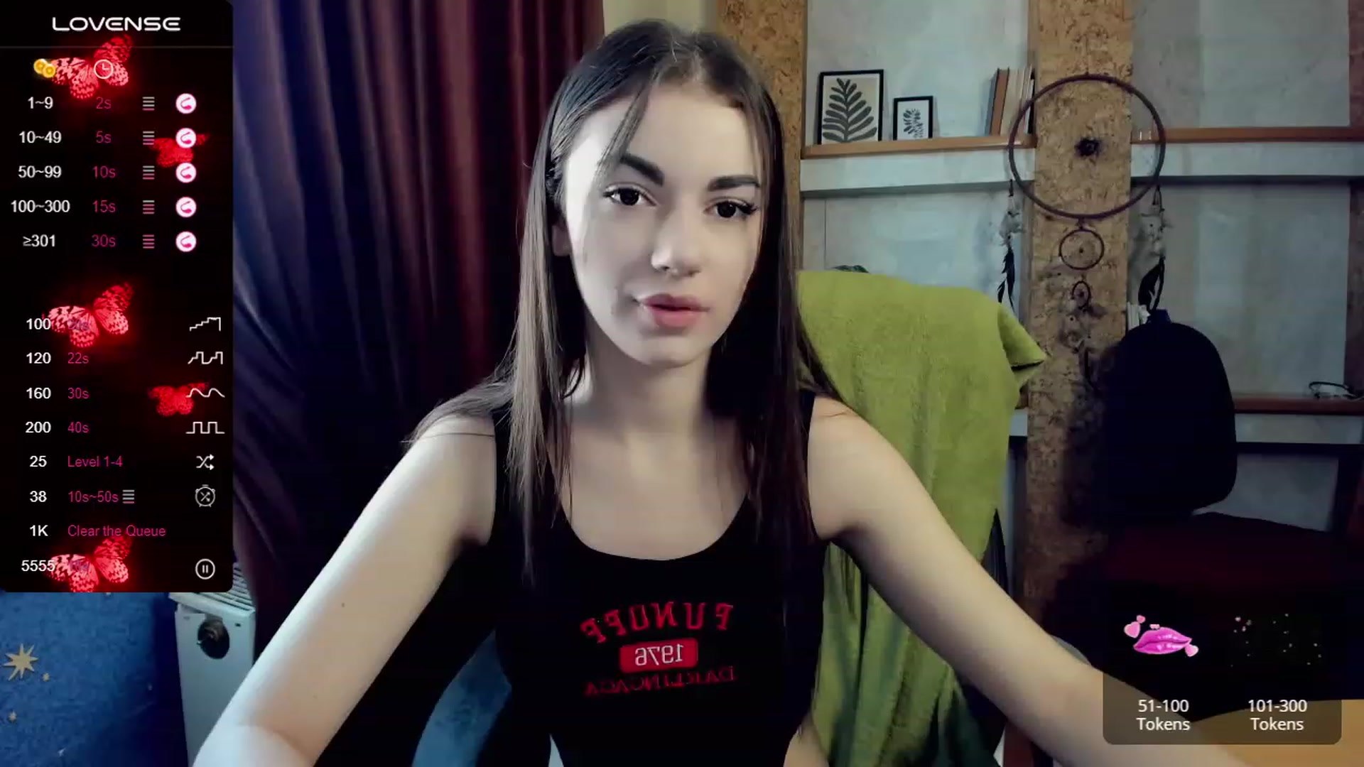 Gallery image thumbnail from HoneyMargaret's myfreecams stream on, 09/08/2023, 10:47 image 15 of 20