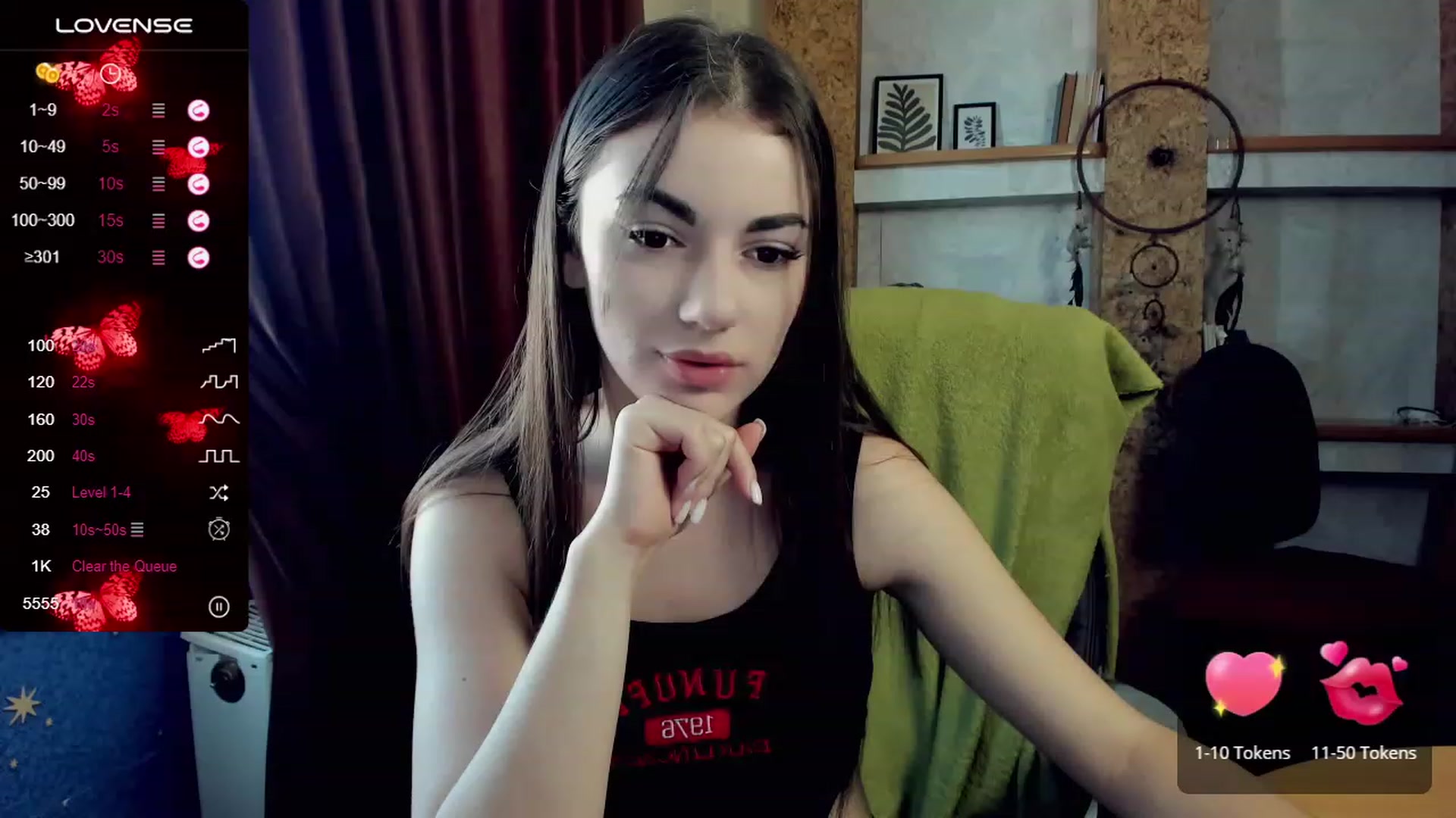 Gallery image thumbnail from HoneyMargaret's myfreecams stream on, 09/08/2023, 10:47 image 17 of 20