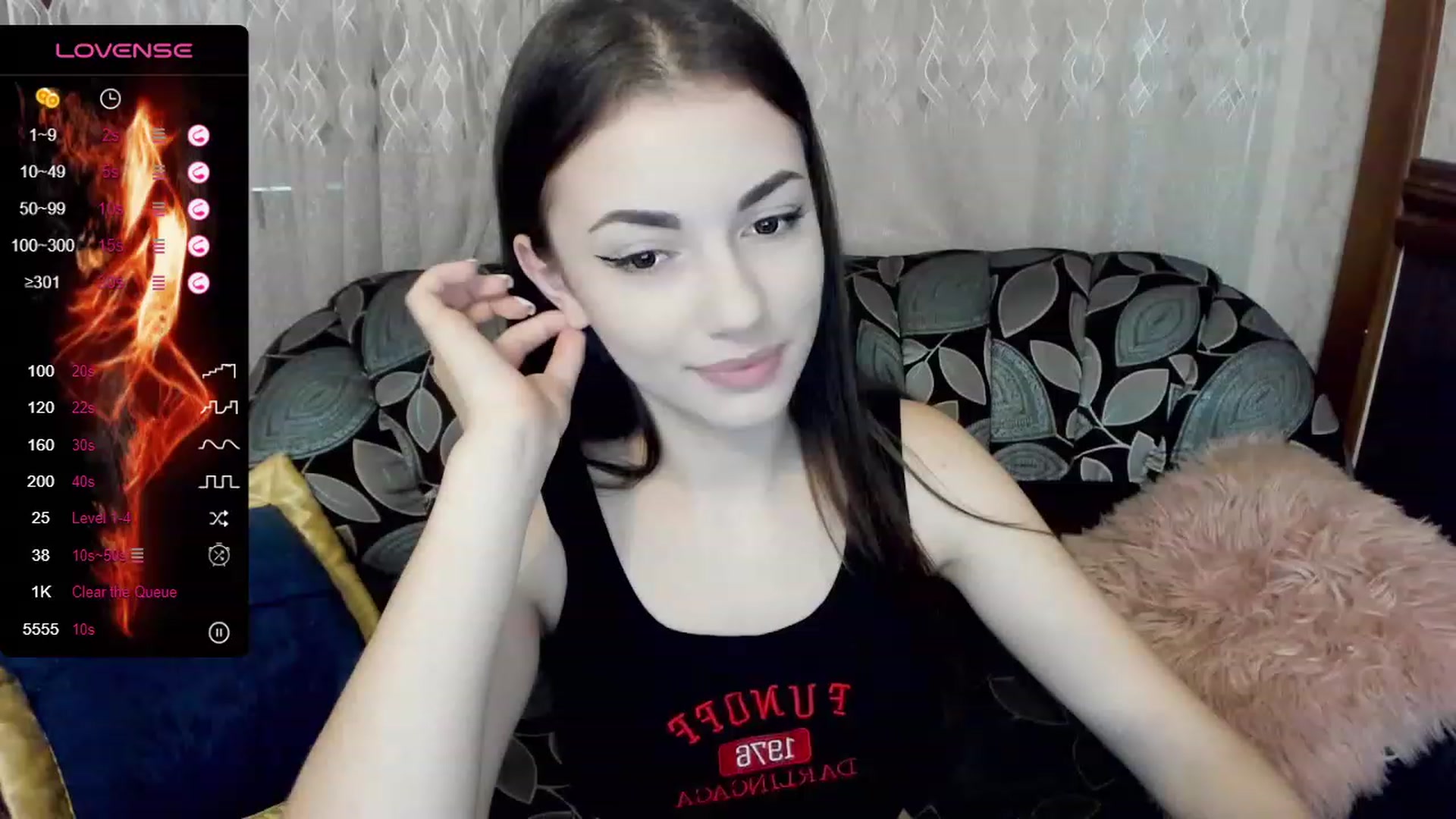 Gallery image thumbnail from HoneyMargaret's myfreecams stream on, 09/15/2023, 10:47 image 7 of 20