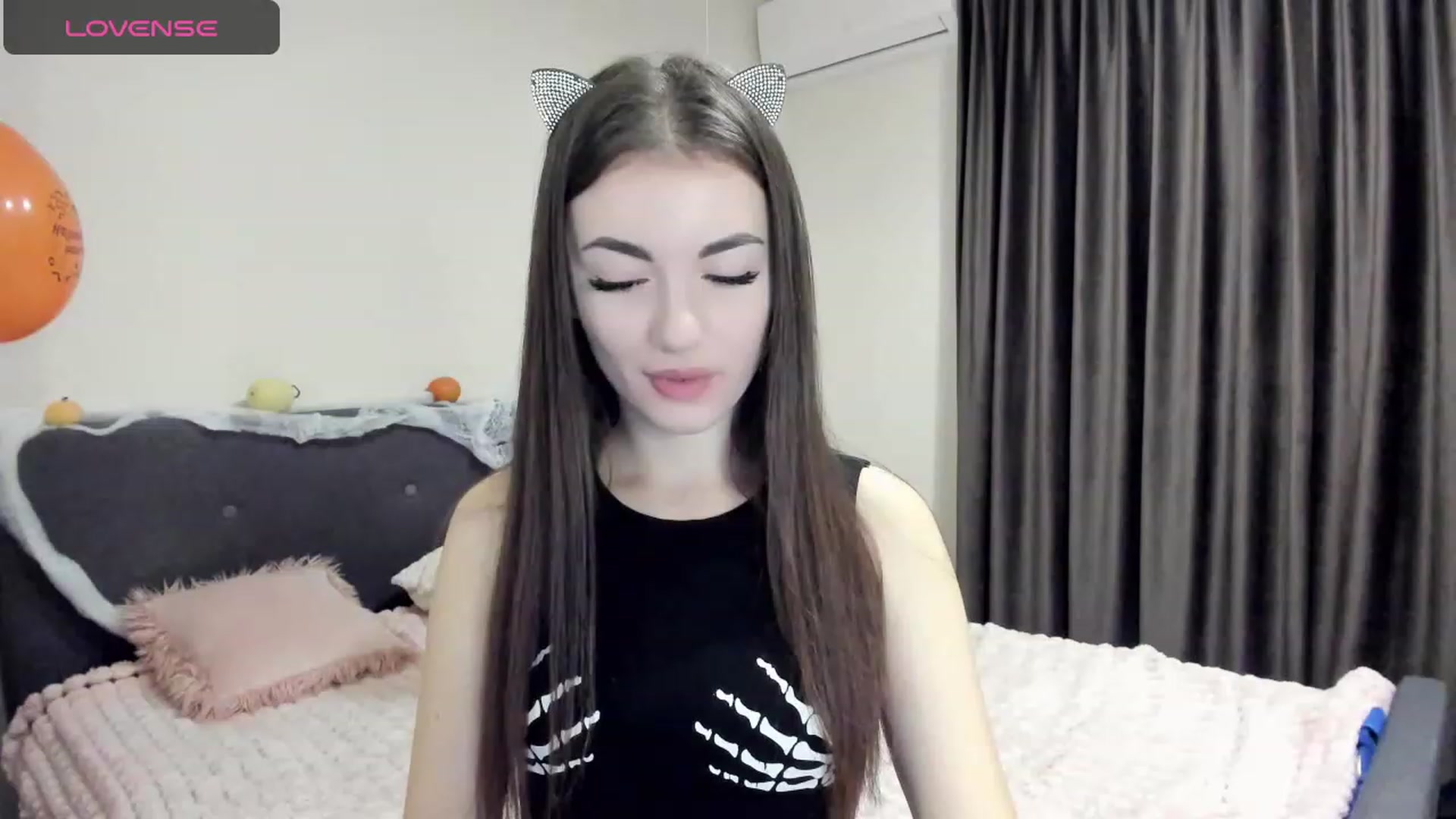 Gallery image thumbnail from HoneyMargo's myfreecams stream on, 11/05/2023, 14:38 image 11 of 20