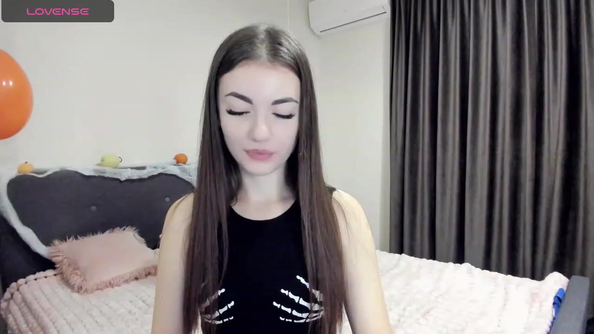 Gallery image thumbnail from HoneyMargo's myfreecams stream on, 11/05/2023, 14:38 image 3 of 20
