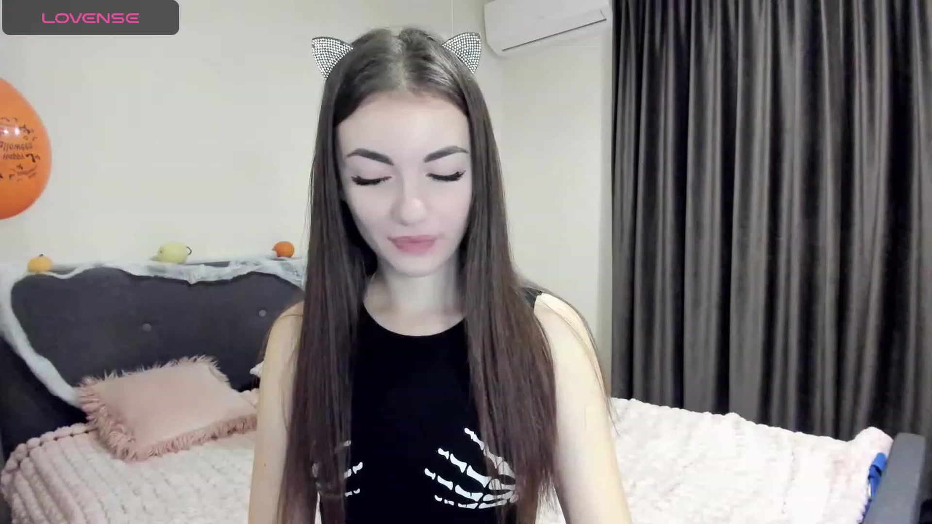 Gallery image thumbnail from HoneyMargo's myfreecams stream on, 11/05/2023, 14:38 image 10 of 20