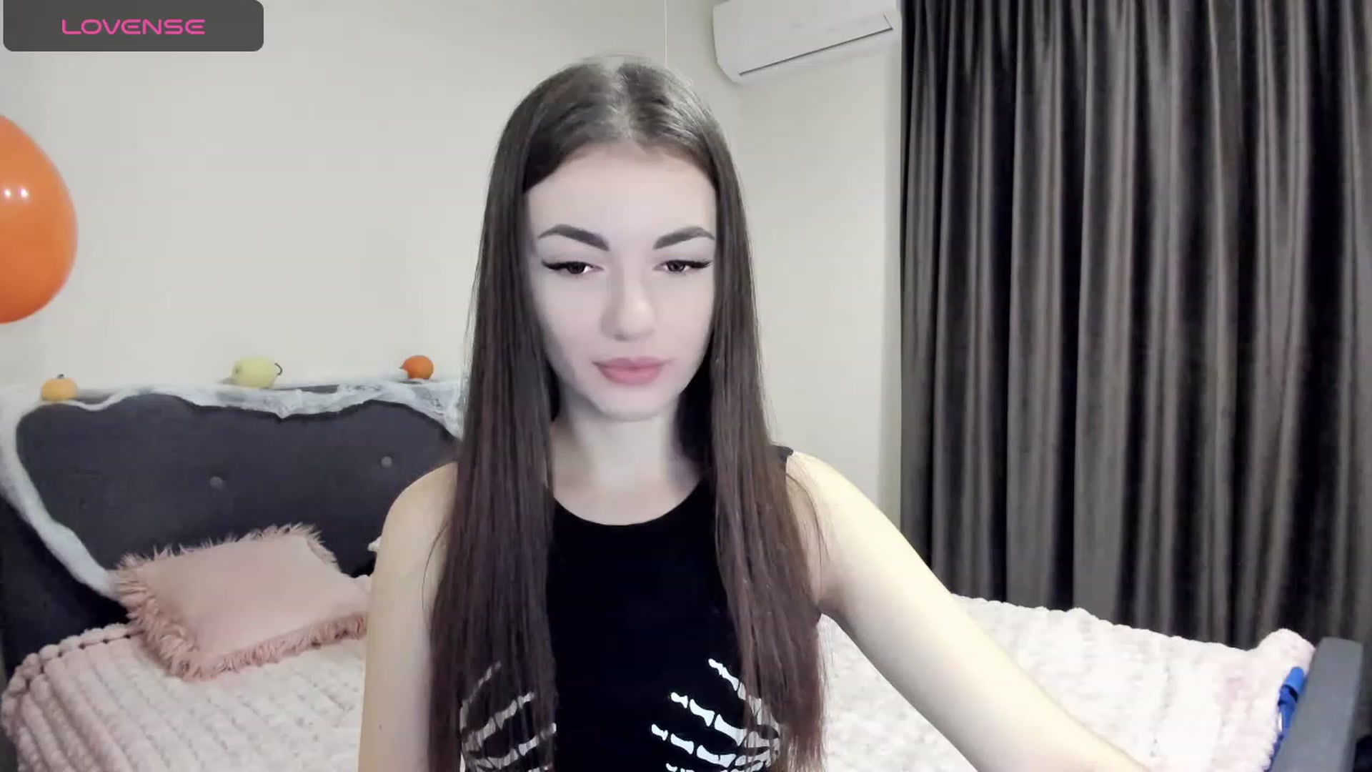 Gallery image thumbnail from HoneyMargo's myfreecams stream on, 11/05/2023, 14:38 image 9 of 20