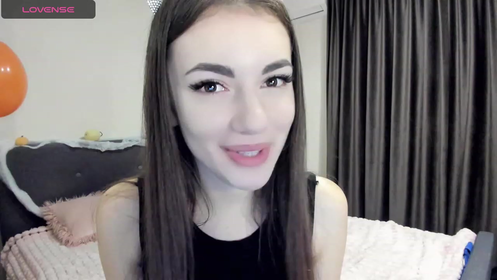 Gallery image thumbnail from HoneyMargo's myfreecams stream on, 11/05/2023, 14:38 image 12 of 20