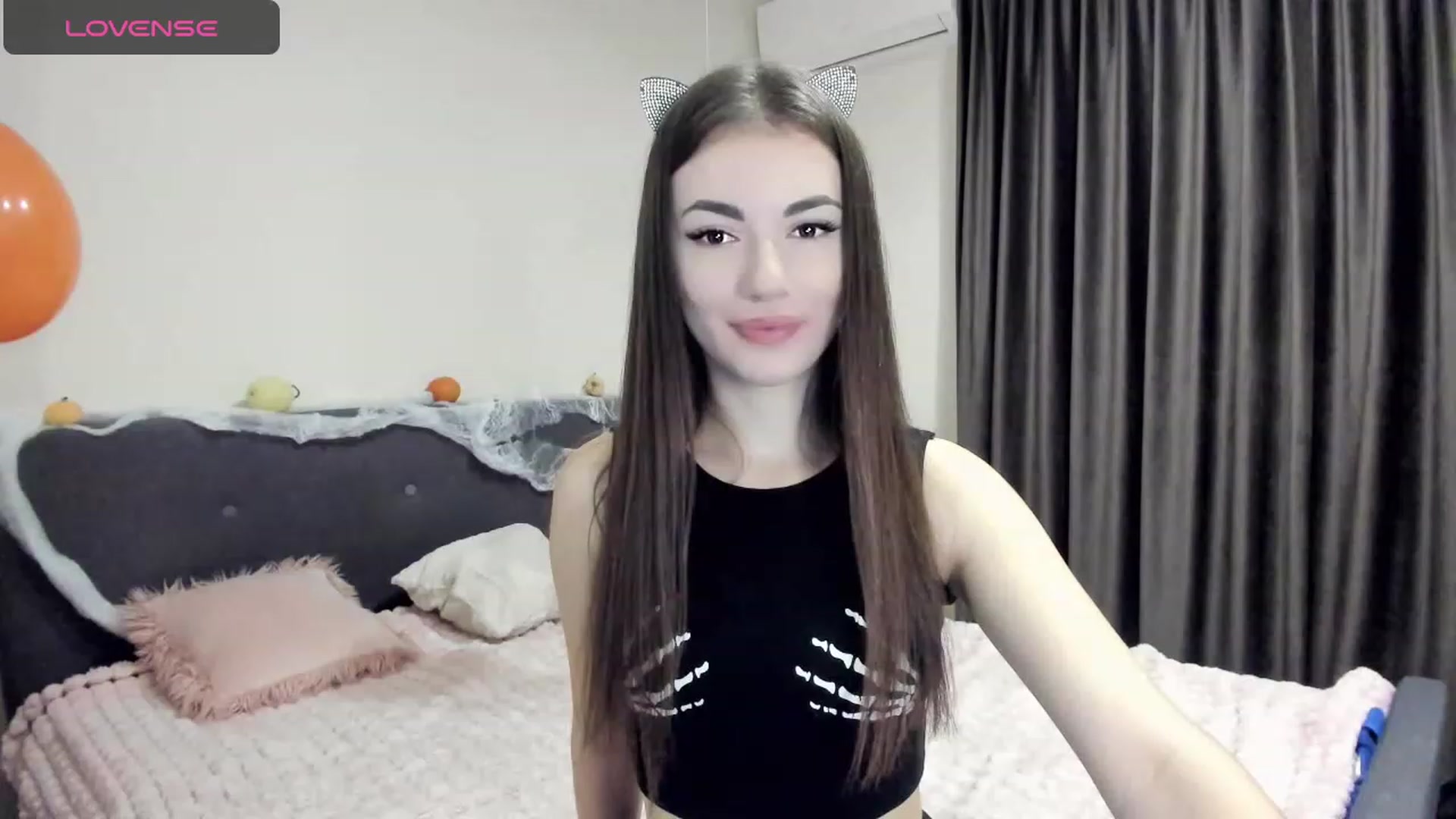 Gallery image thumbnail from HoneyMargo's myfreecams stream on, 11/05/2023, 14:38 image 14 of 20