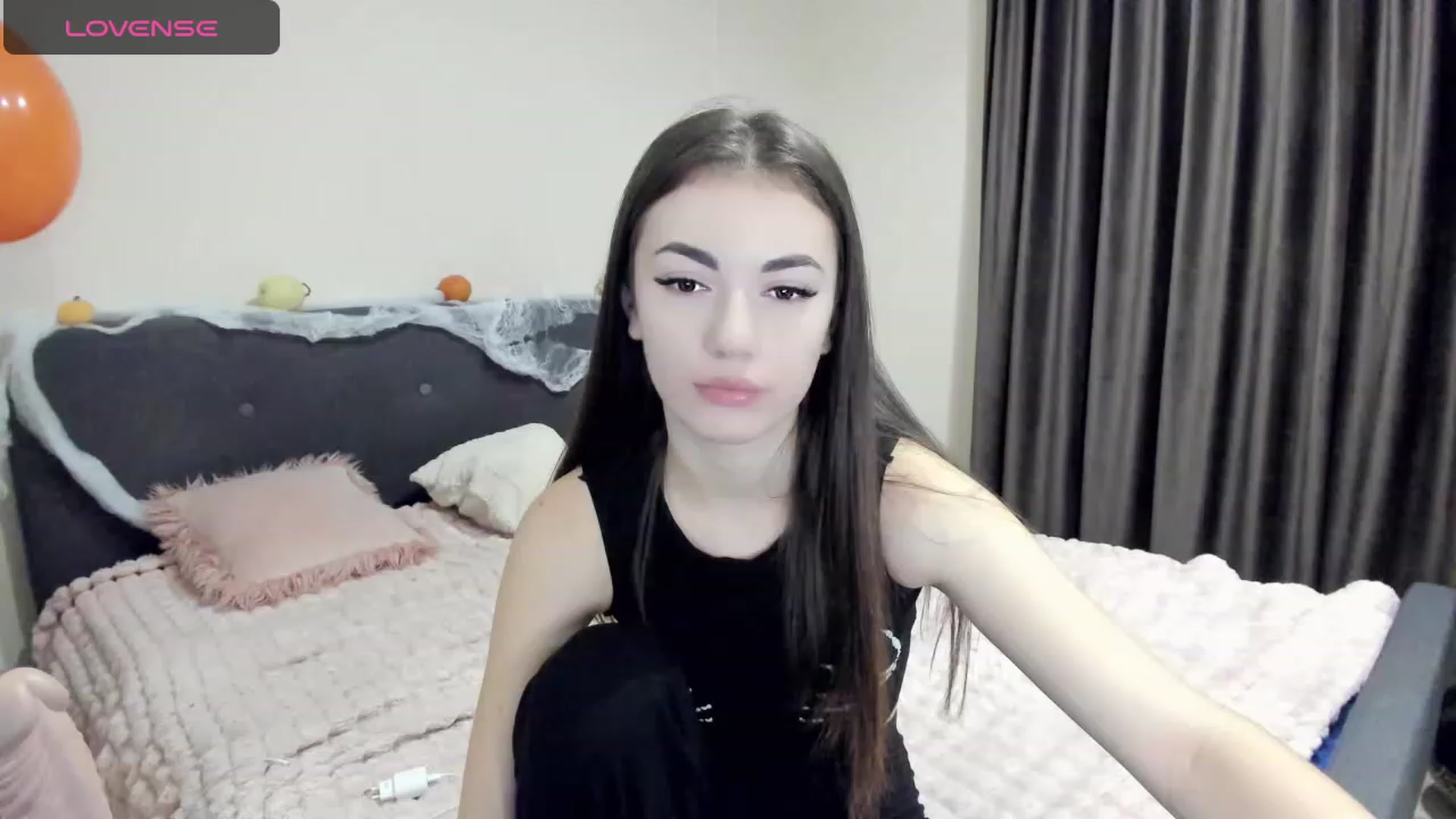 Gallery image thumbnail from HoneyMargo's myfreecams stream on, 11/05/2023, 17:37 image 18 of 20