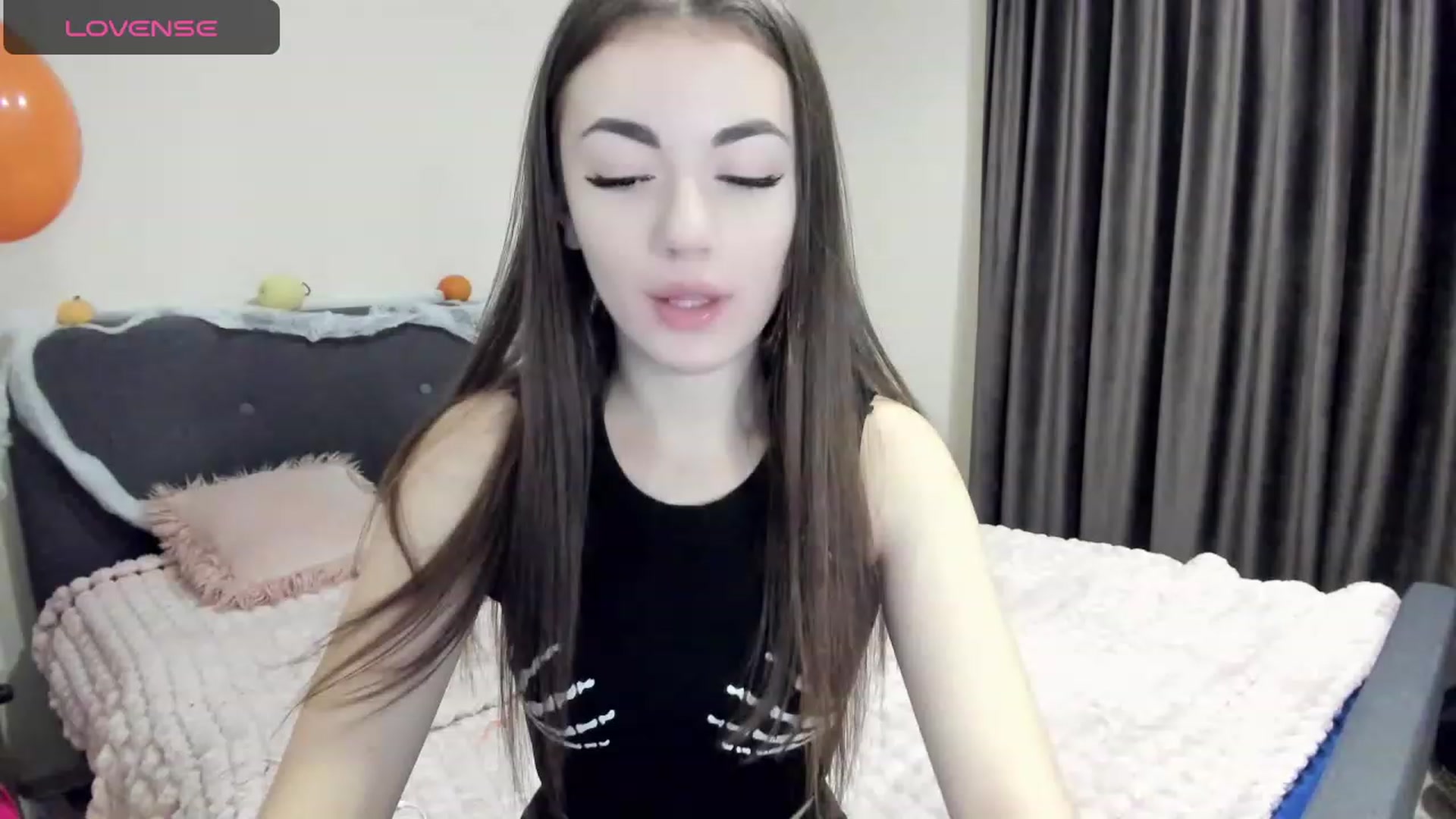 Gallery image thumbnail from HoneyMargo's myfreecams stream on, 11/05/2023, 17:37 image 11 of 20