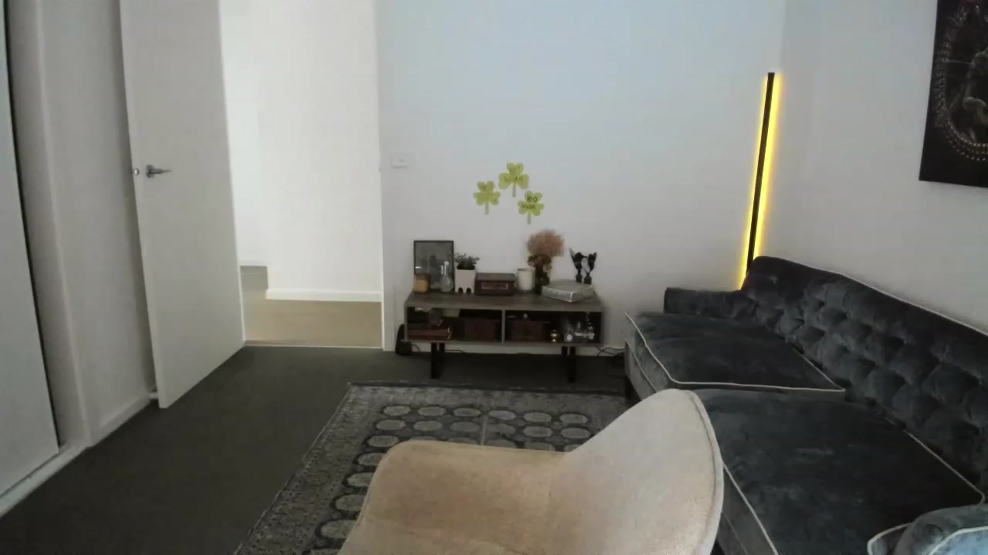 Gallery image thumbnail from HoneyMcTits_'s myfreecams stream on, 03/20/2023, 08:23 image 5 of 20