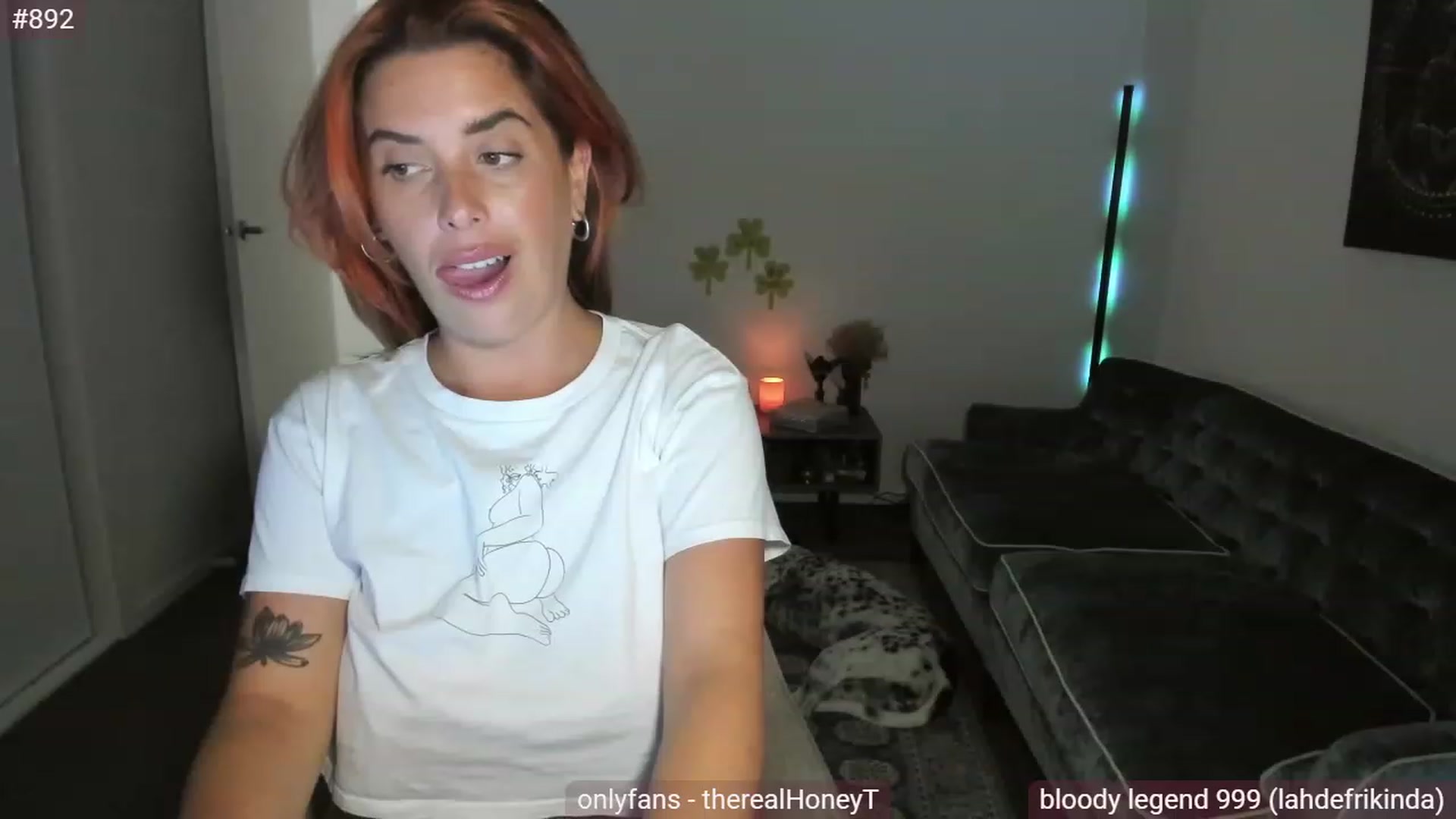 Gallery image thumbnail from HoneyMcTits_'s myfreecams stream on, 03/22/2023, 07:59 image 12 of 20