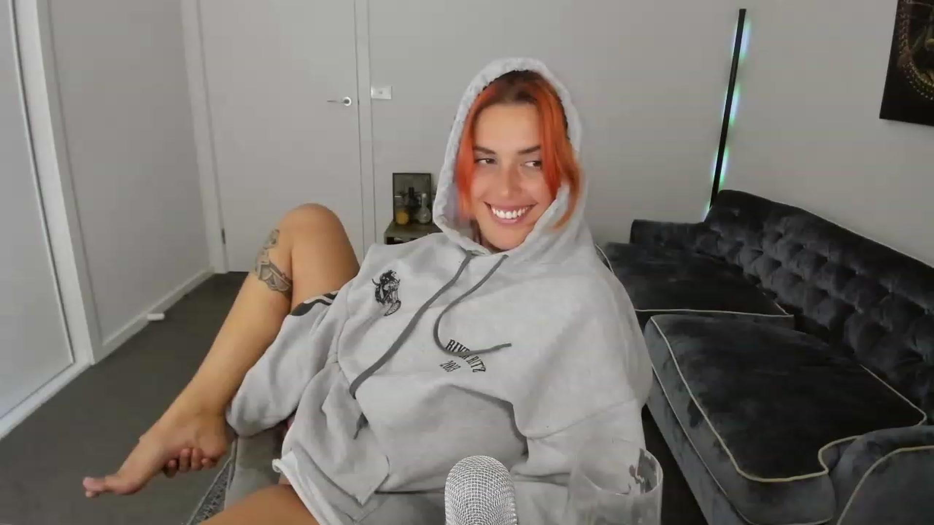 Gallery image thumbnail from HoneyMcTits_'s myfreecams stream on, 03/23/2023, 09:43 image 19 of 20