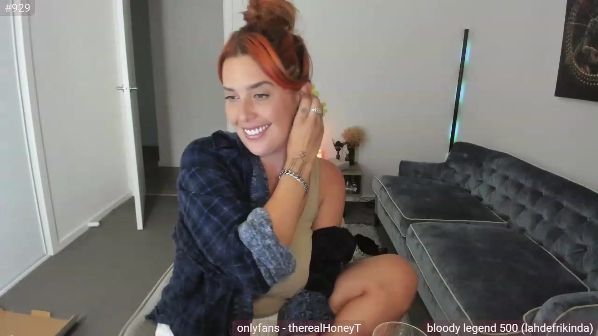 Gallery image thumbnail from HoneyMcTits_'s myfreecams stream on, 03/24/2023, 08:25 image 12 of 20