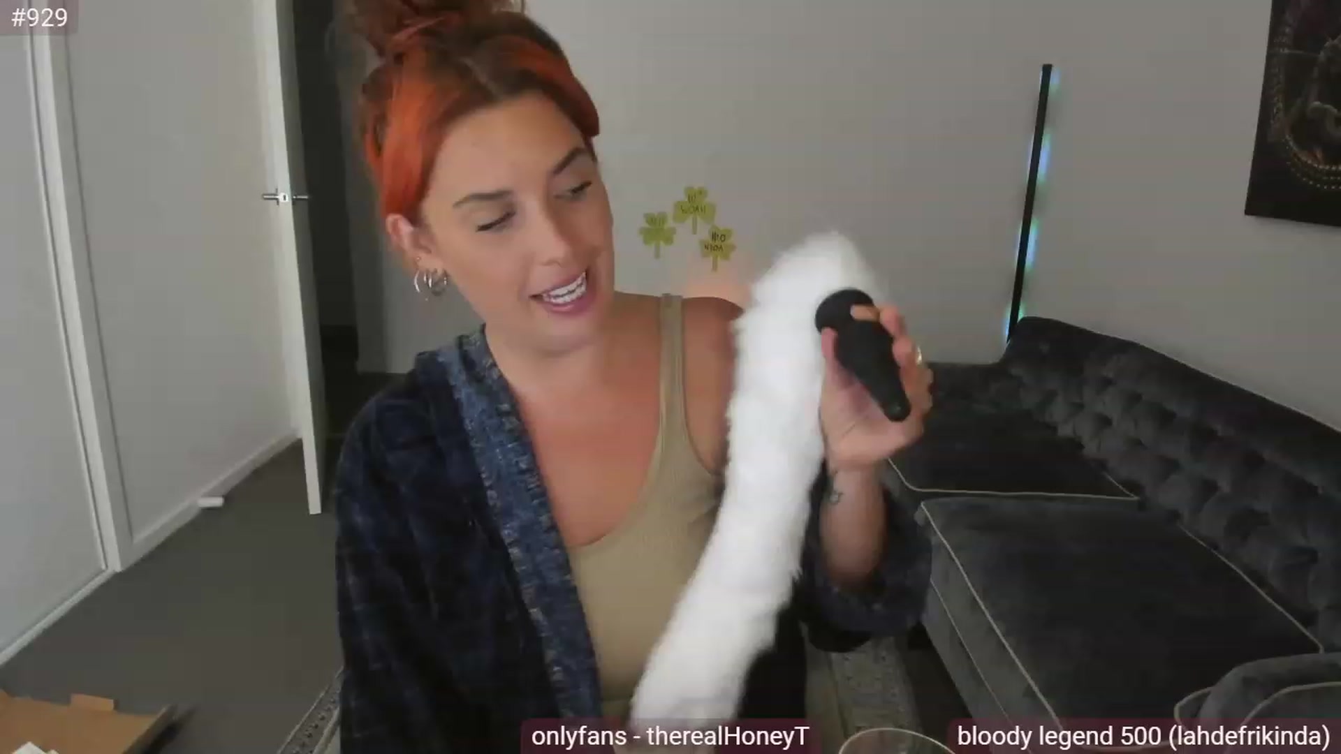 Gallery image thumbnail from HoneyMcTits_'s myfreecams stream on, 03/24/2023, 08:25 image 14 of 20