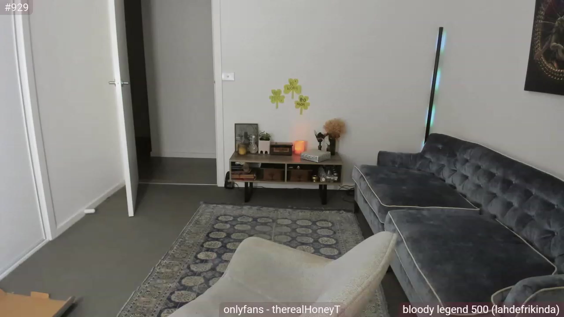 Gallery image thumbnail from HoneyMcTits_'s myfreecams stream on, 03/24/2023, 09:06 image 7 of 20