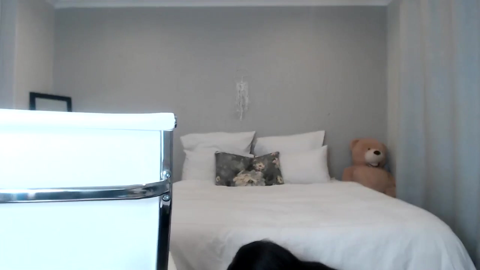 Gallery image thumbnail from HoneyNala's myfreecams stream on, 10/18/2024, 02:47 image 18 of 20