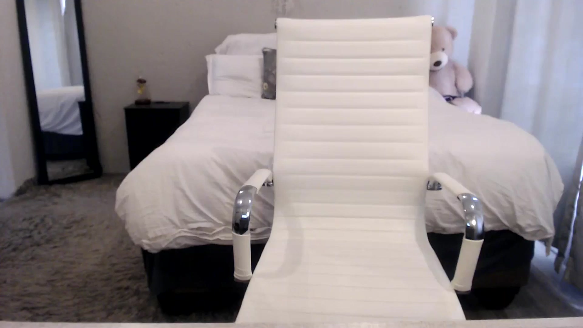 Gallery image thumbnail from HoneyNala's myfreecams stream on, 01/12/2025, 12:46 image 12 of 20
